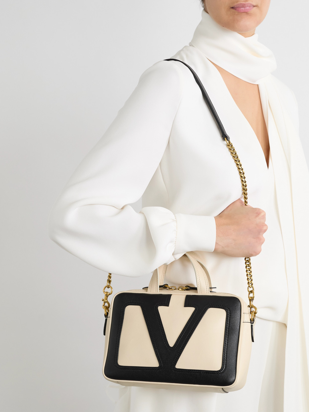 Valentino Viva Superstar Small Two-tone Leather Shoulder Bag In Off-white