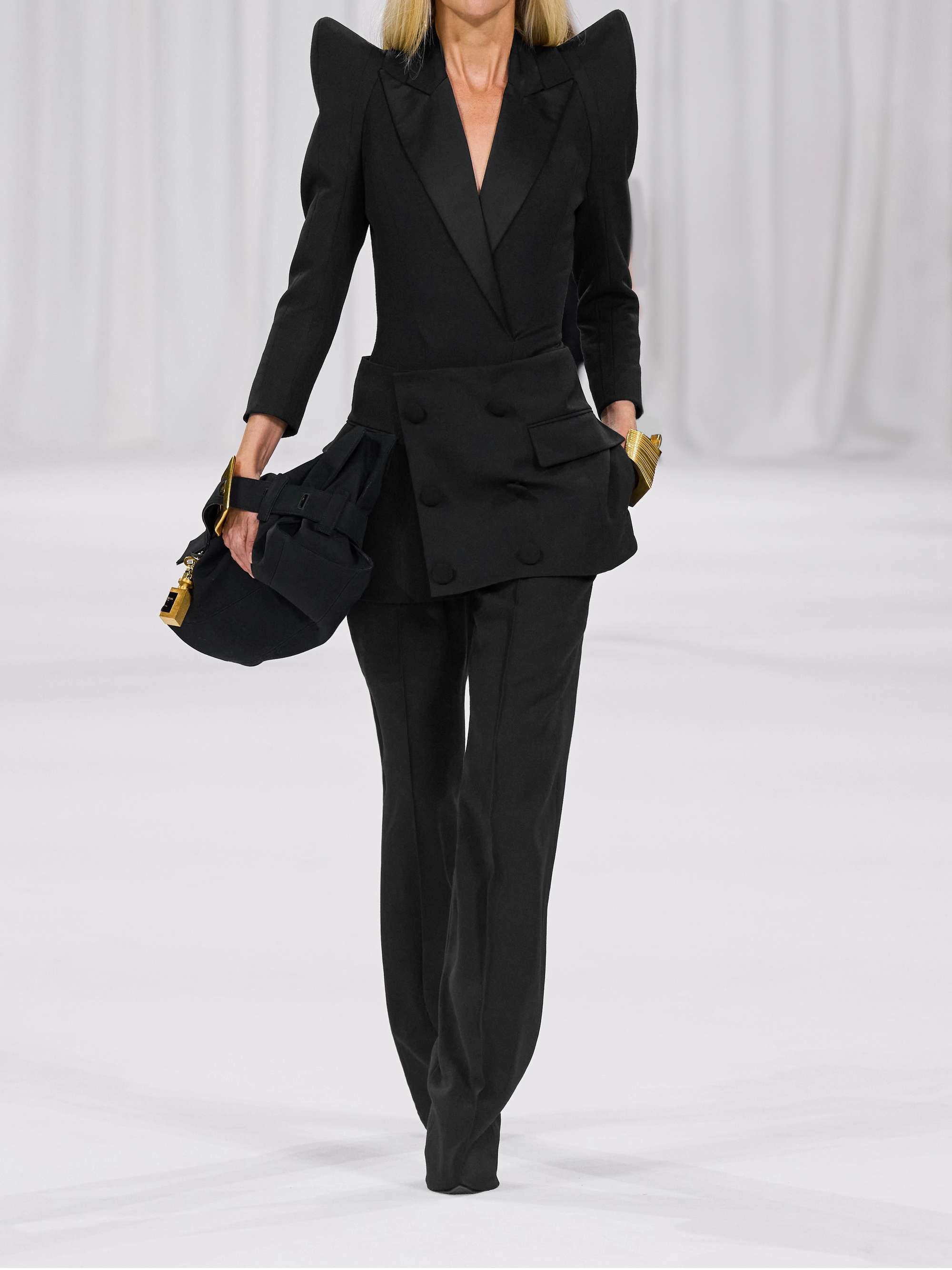 BALMAIN 
