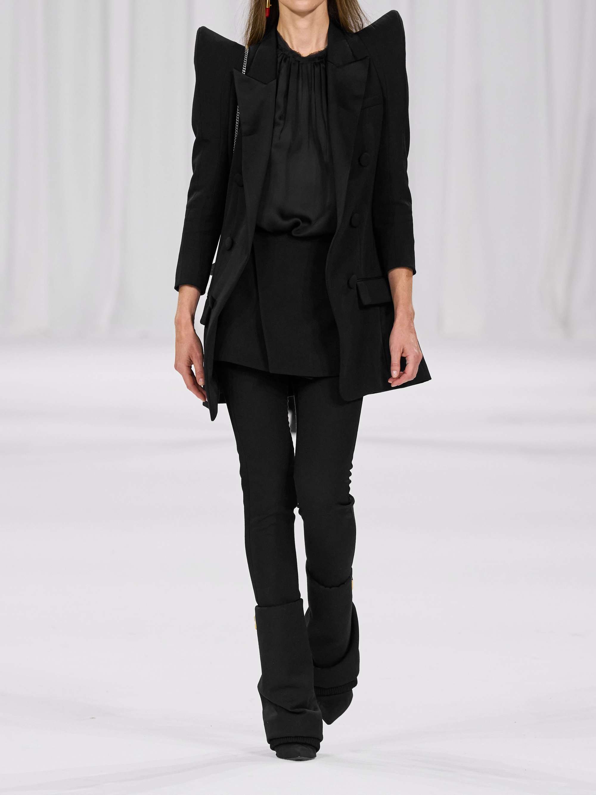 BALMAIN 