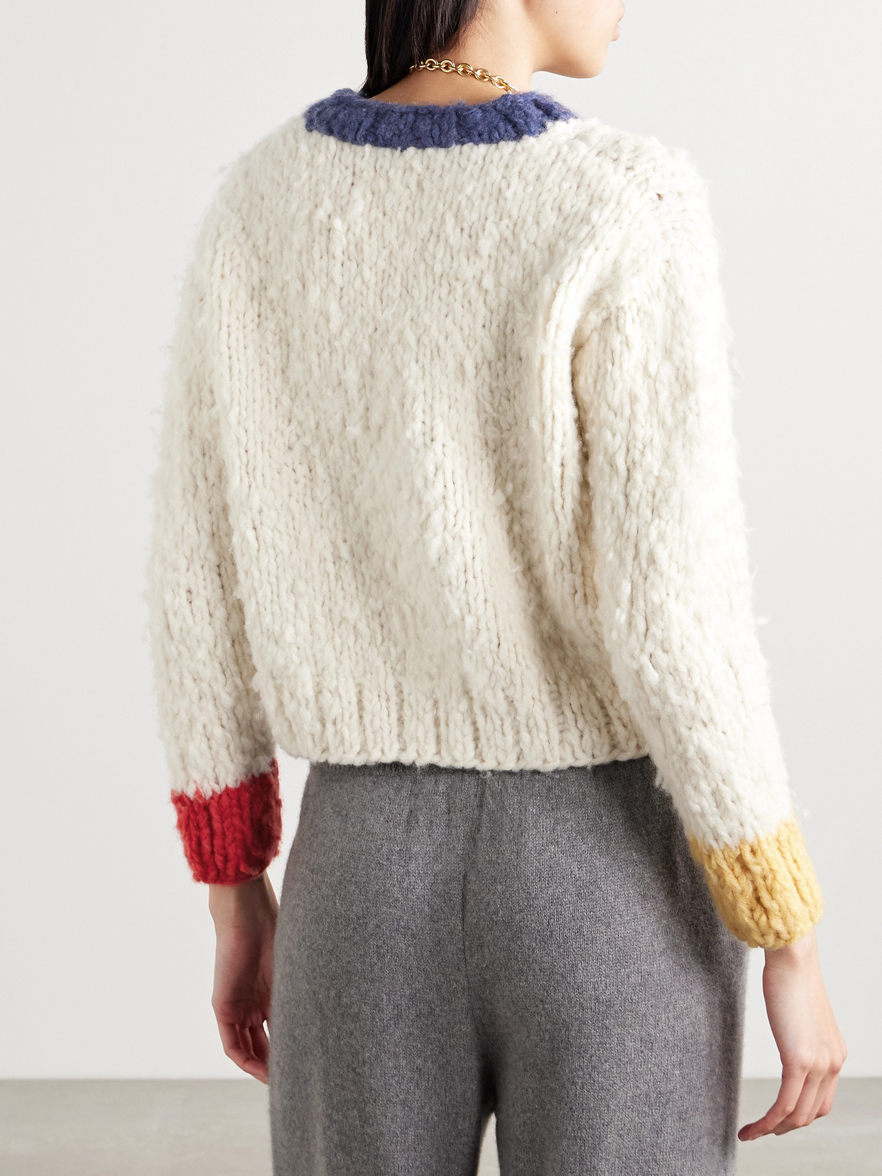 Suzie Kondi Jooshi Color-block Cashmere Sweater In Cream
