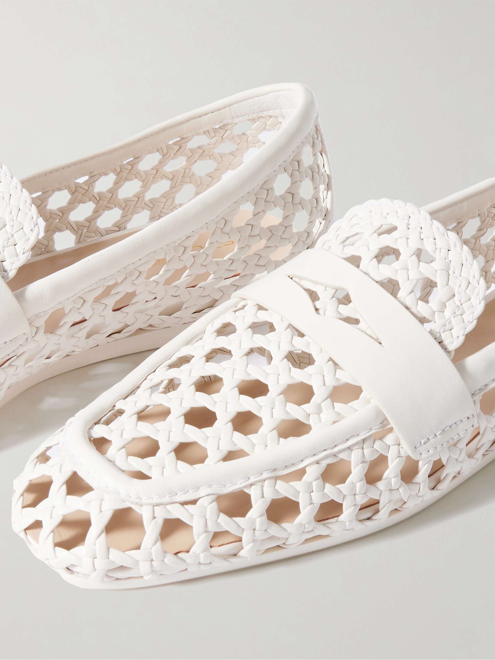 STUART WEITZMAN 