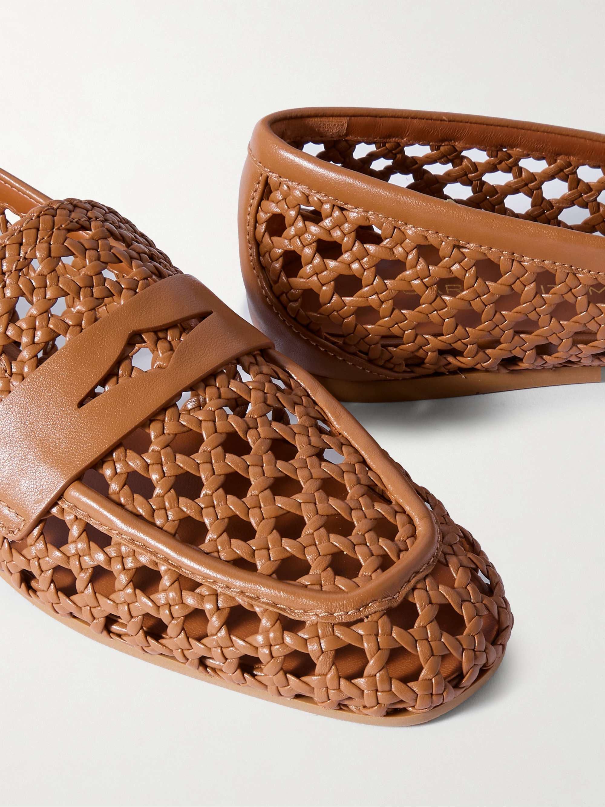 STUART WEITZMAN 