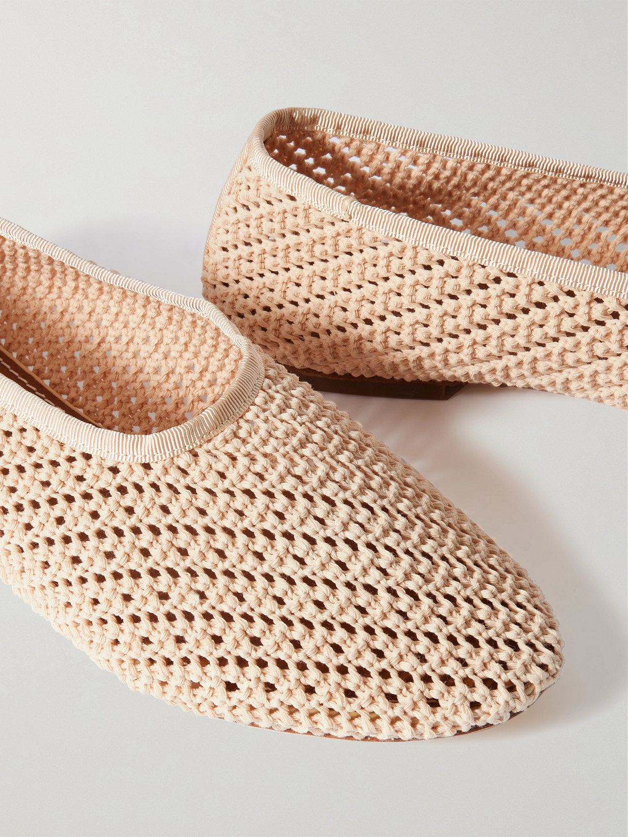Staud Alba Grosgrain-trimmed Crocheted Ballet Flats In Cream