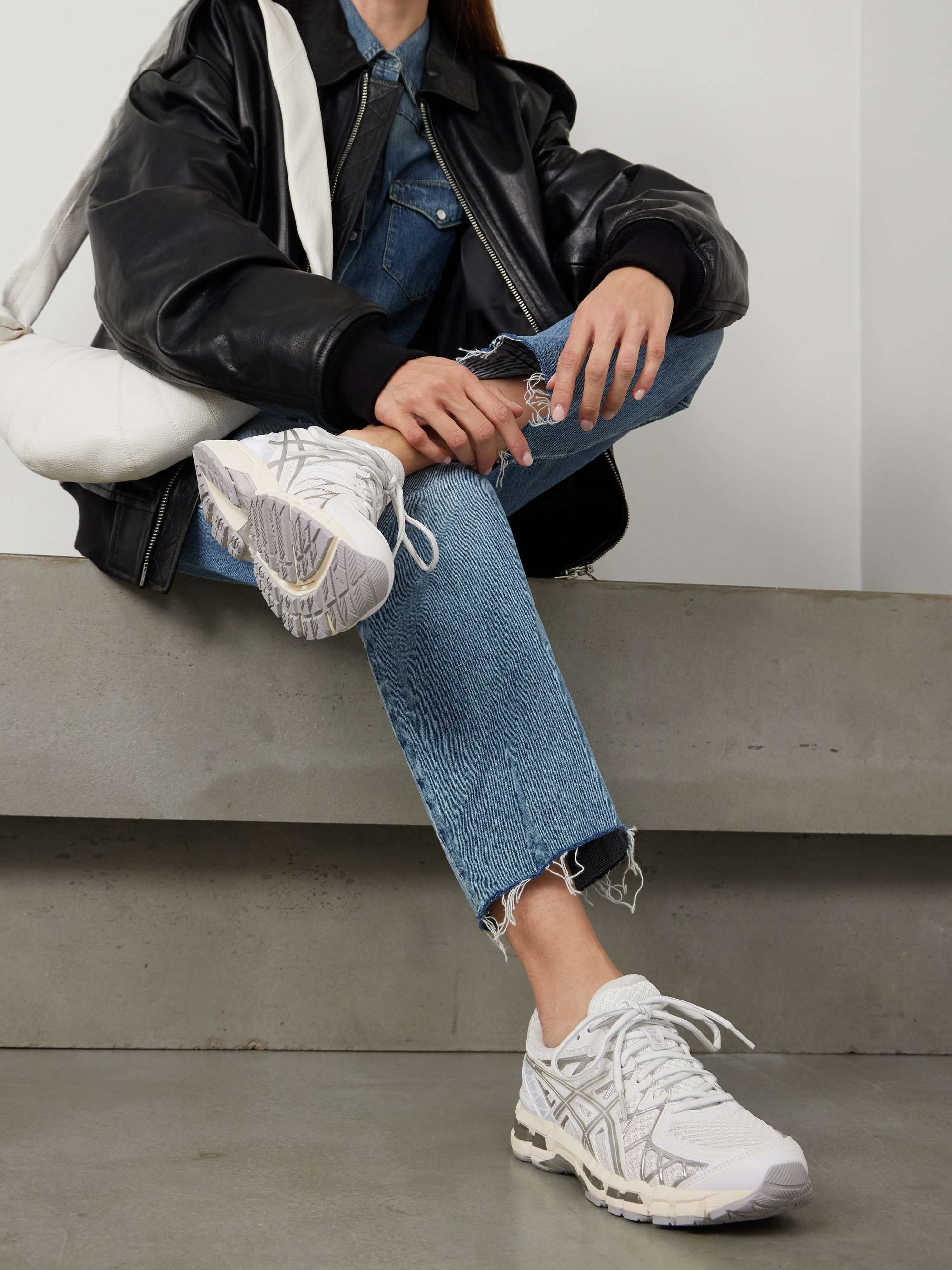 ASICS 