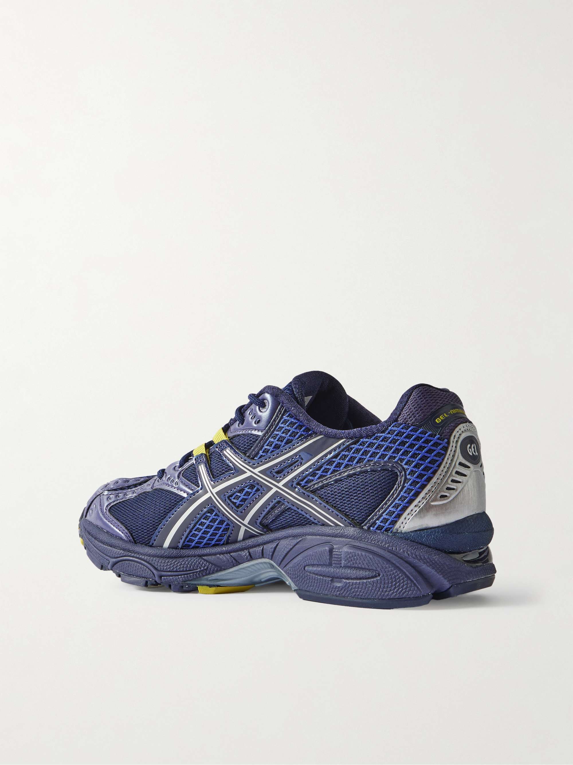 ASICS 