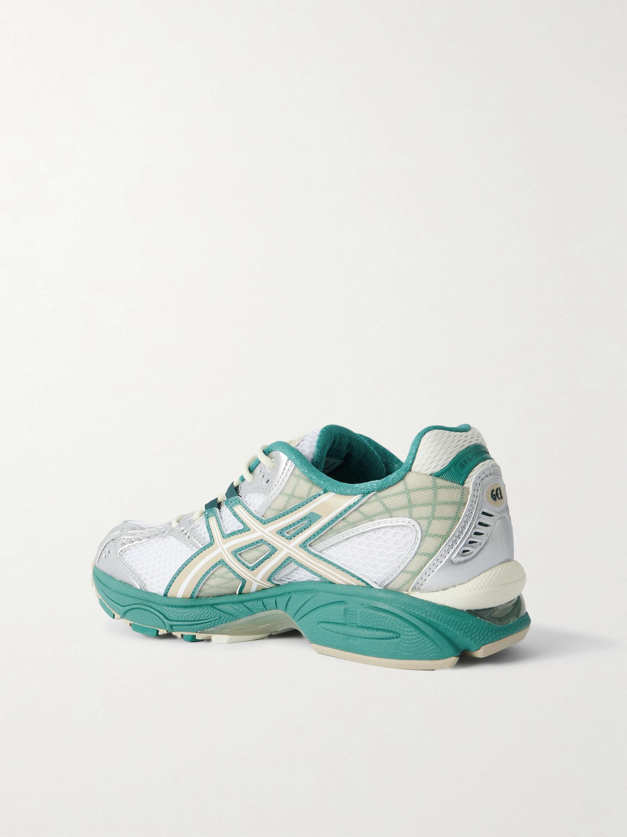 ASICS 