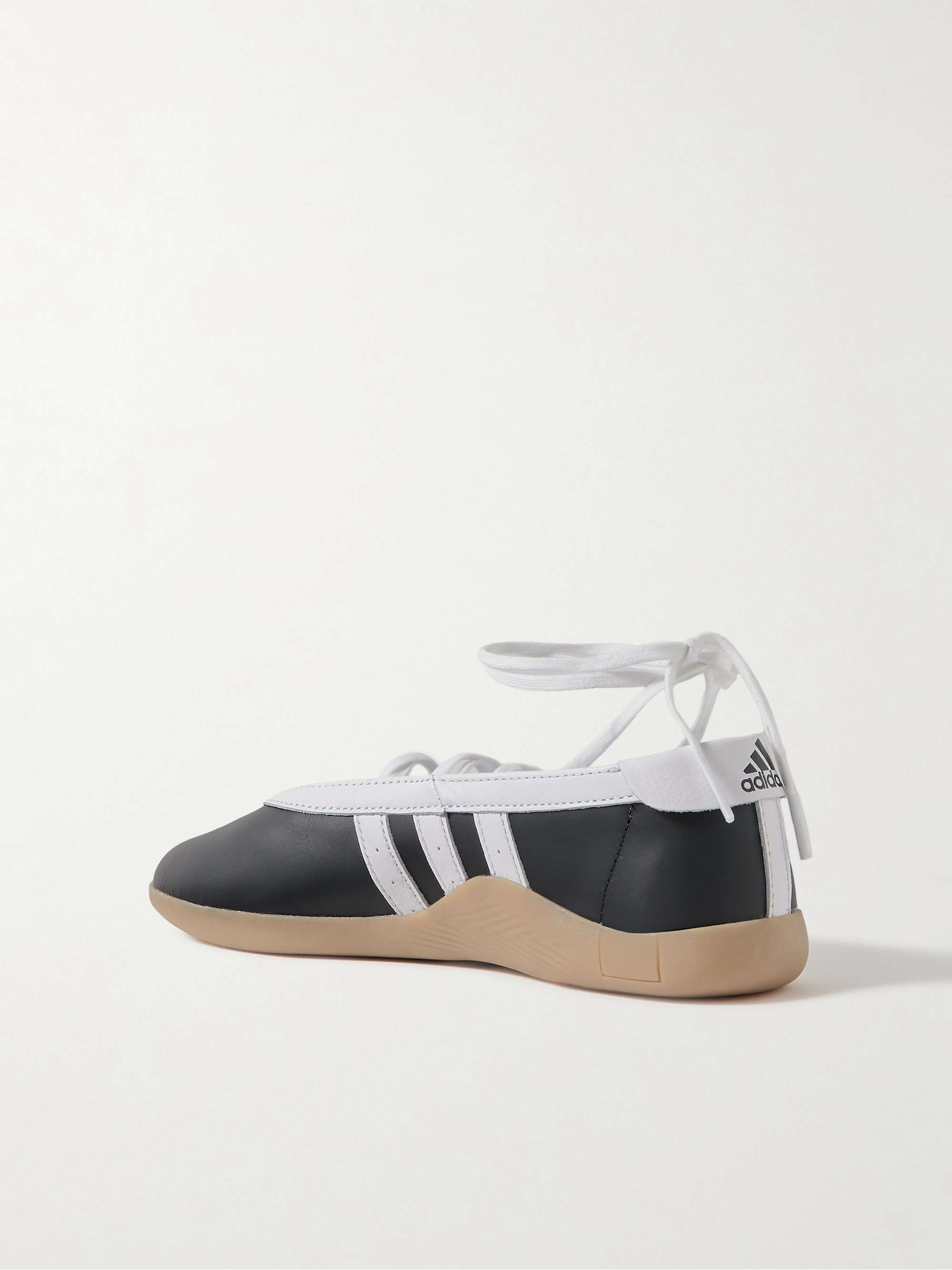 ADIDAS ORIGINALS 