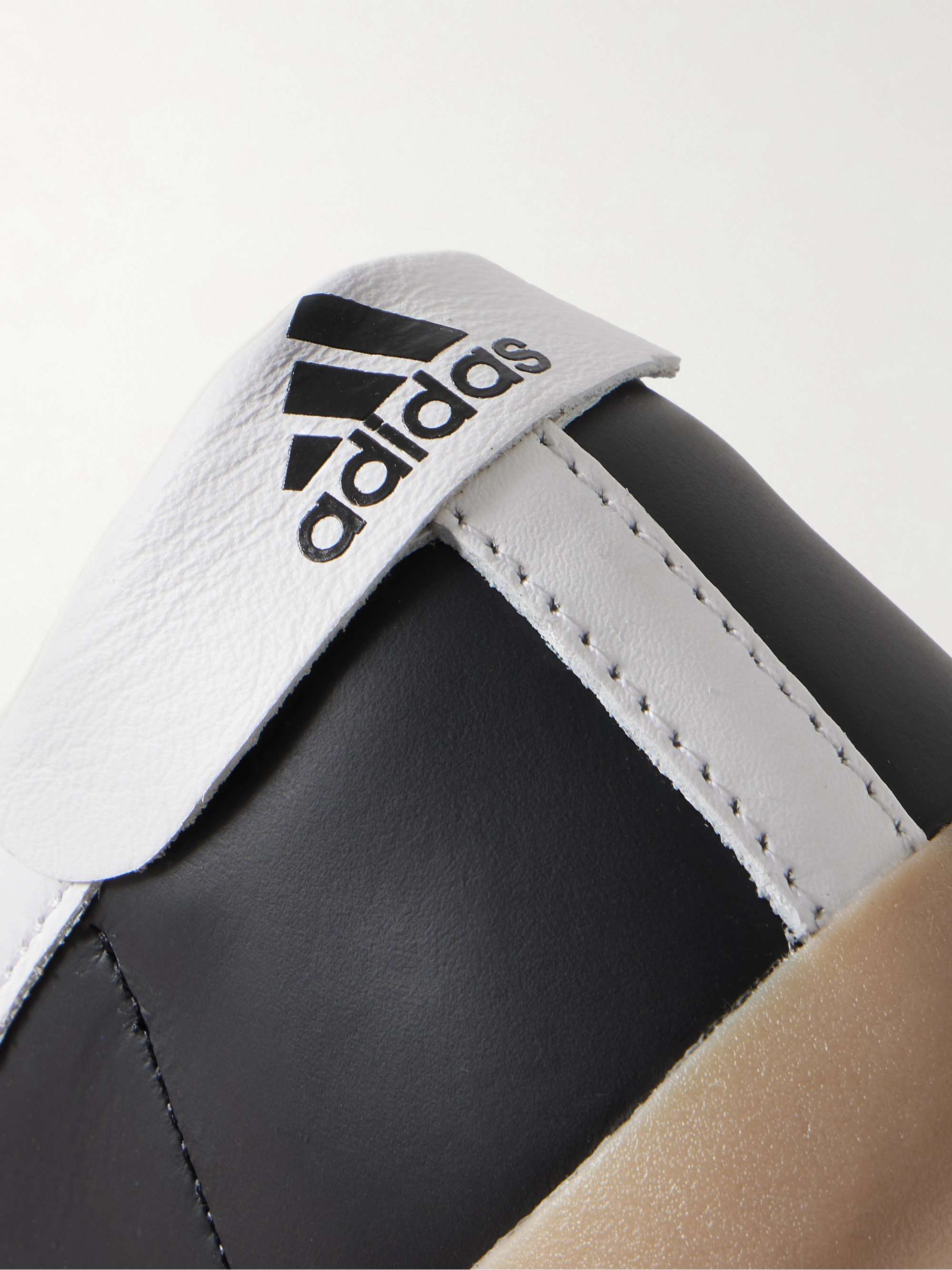 ADIDAS ORIGINALS 