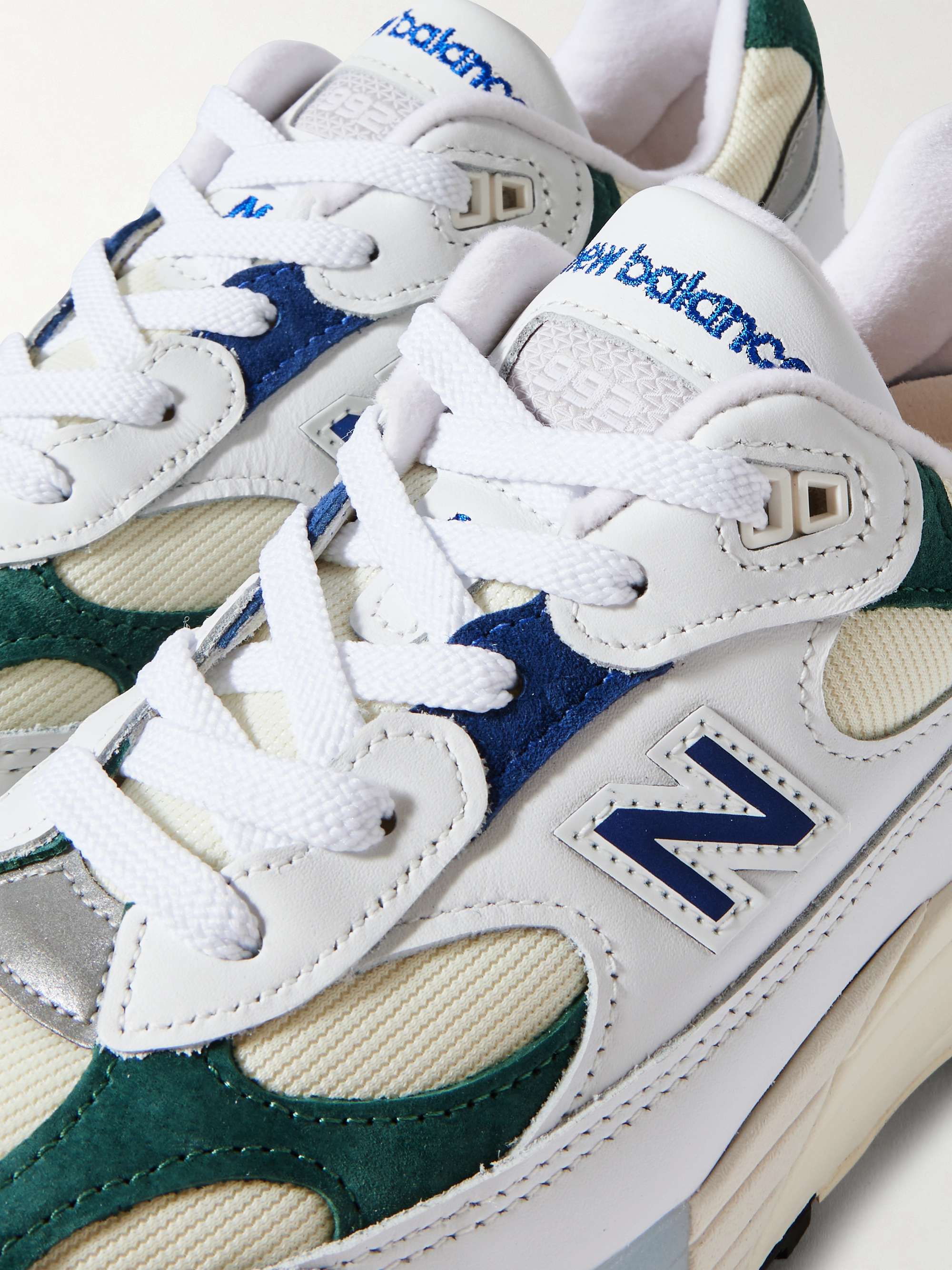 NEW BALANCE 