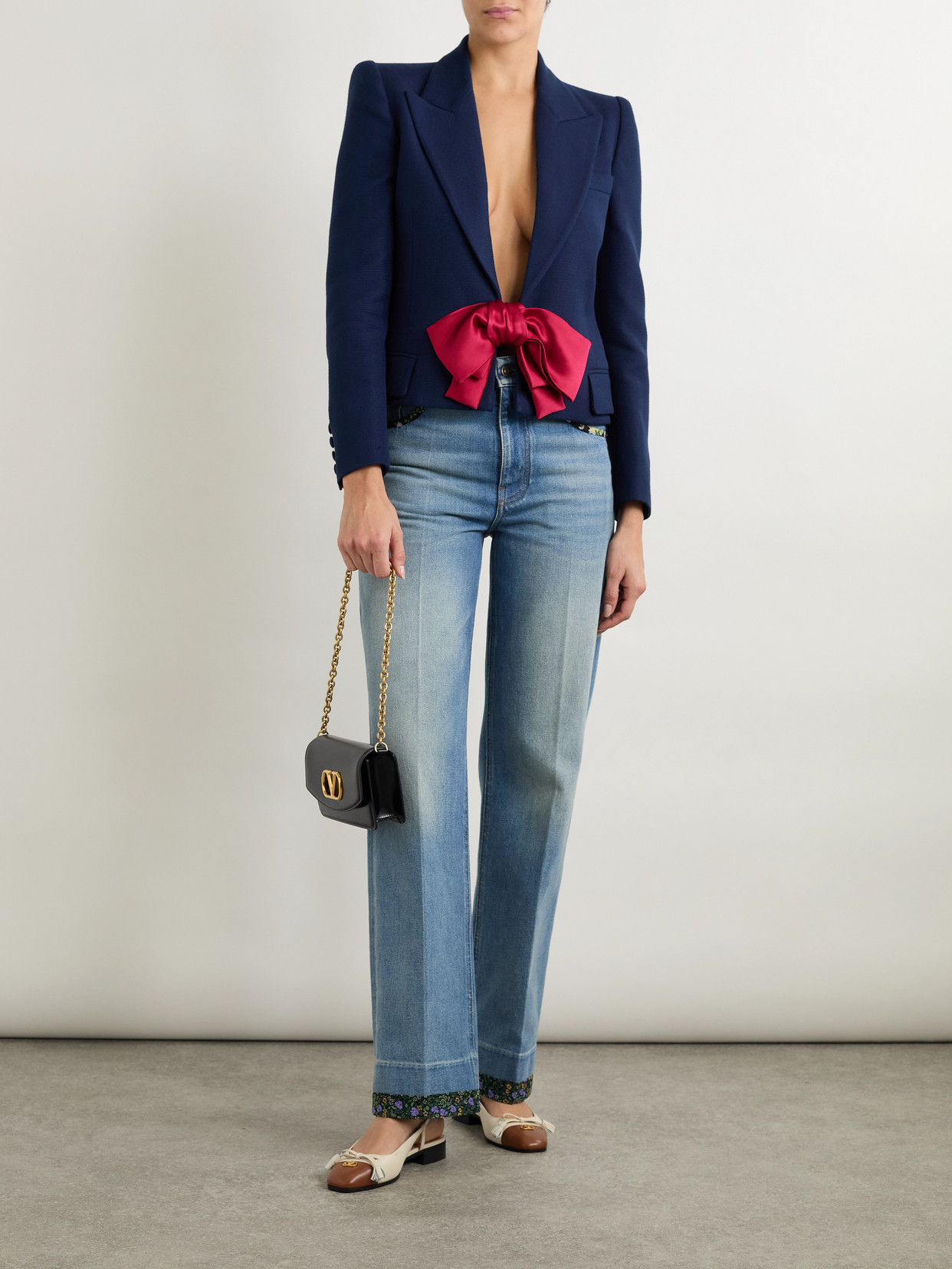 Valentino Tailored Bow-detail Jacket Crafted From Lightweight Viscose In Blue