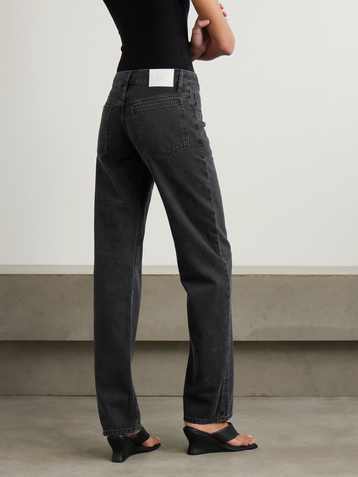 90S Low-Rise Straight-Leg Organic Jeans