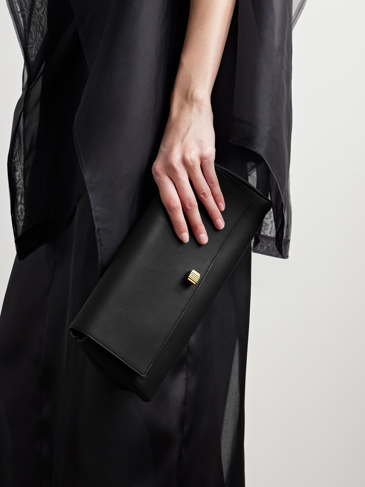Khaite Audrey Leather Clutch In Black