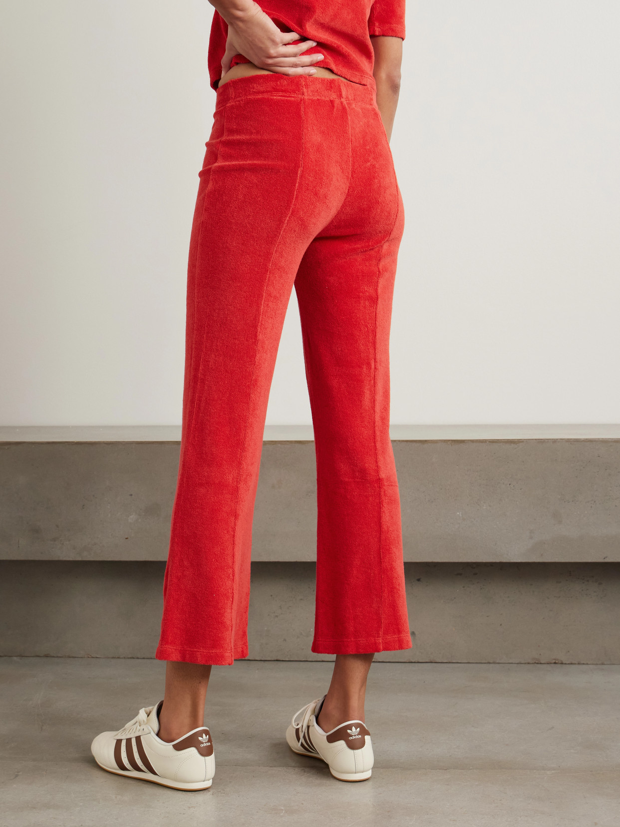 Suzie Kondi Fili Kick Cropped Cotton-blend Terry Flared Pants In Red