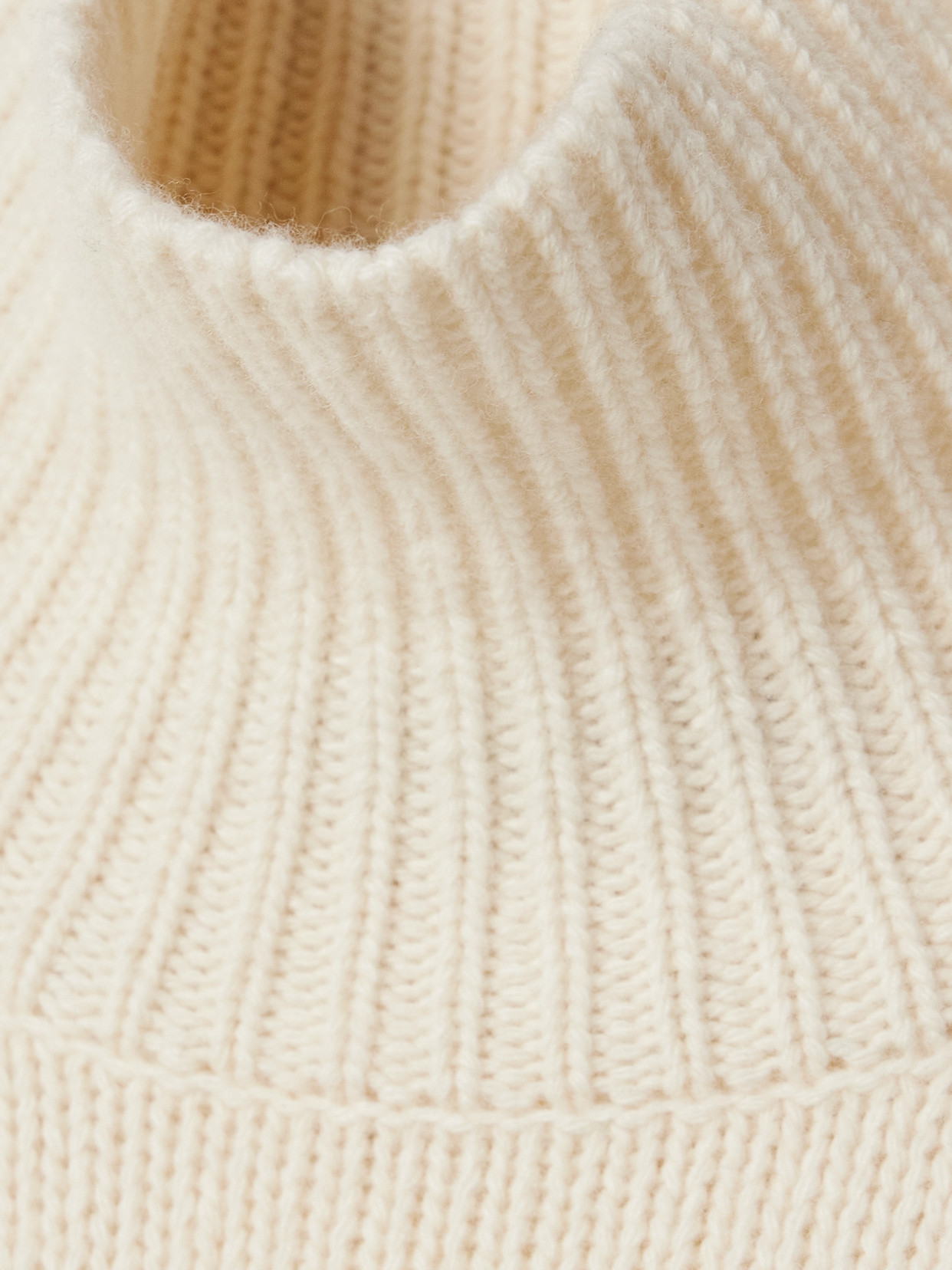 Nili Lotan Omaira Wool Turtleneck Sweater In Ivory