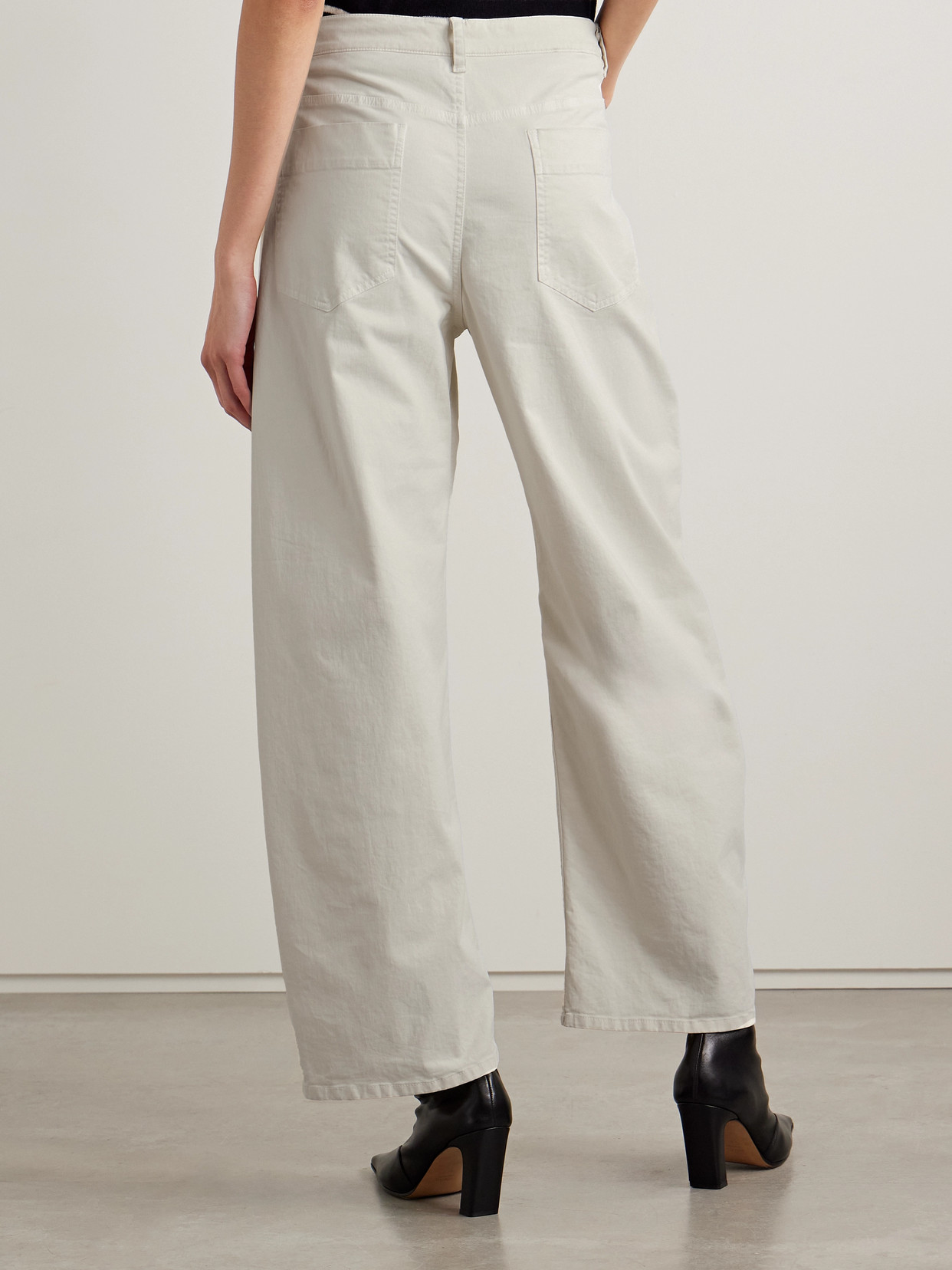 Nili Lotan Tribeca Brushed Cotton-blend Twill Barrel-leg Pants In Ivory