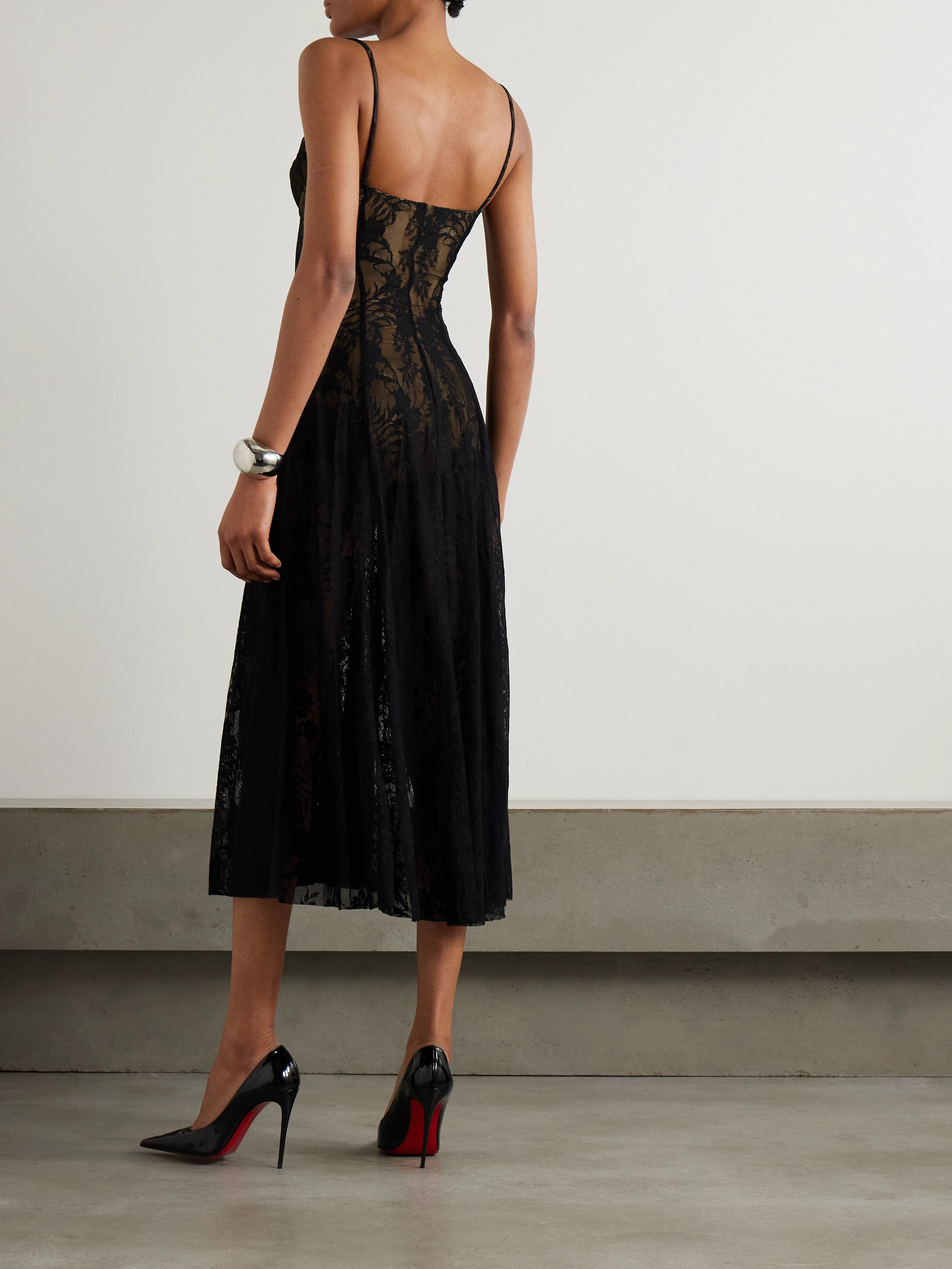 Norma Kamali Stretch-lace midi dress