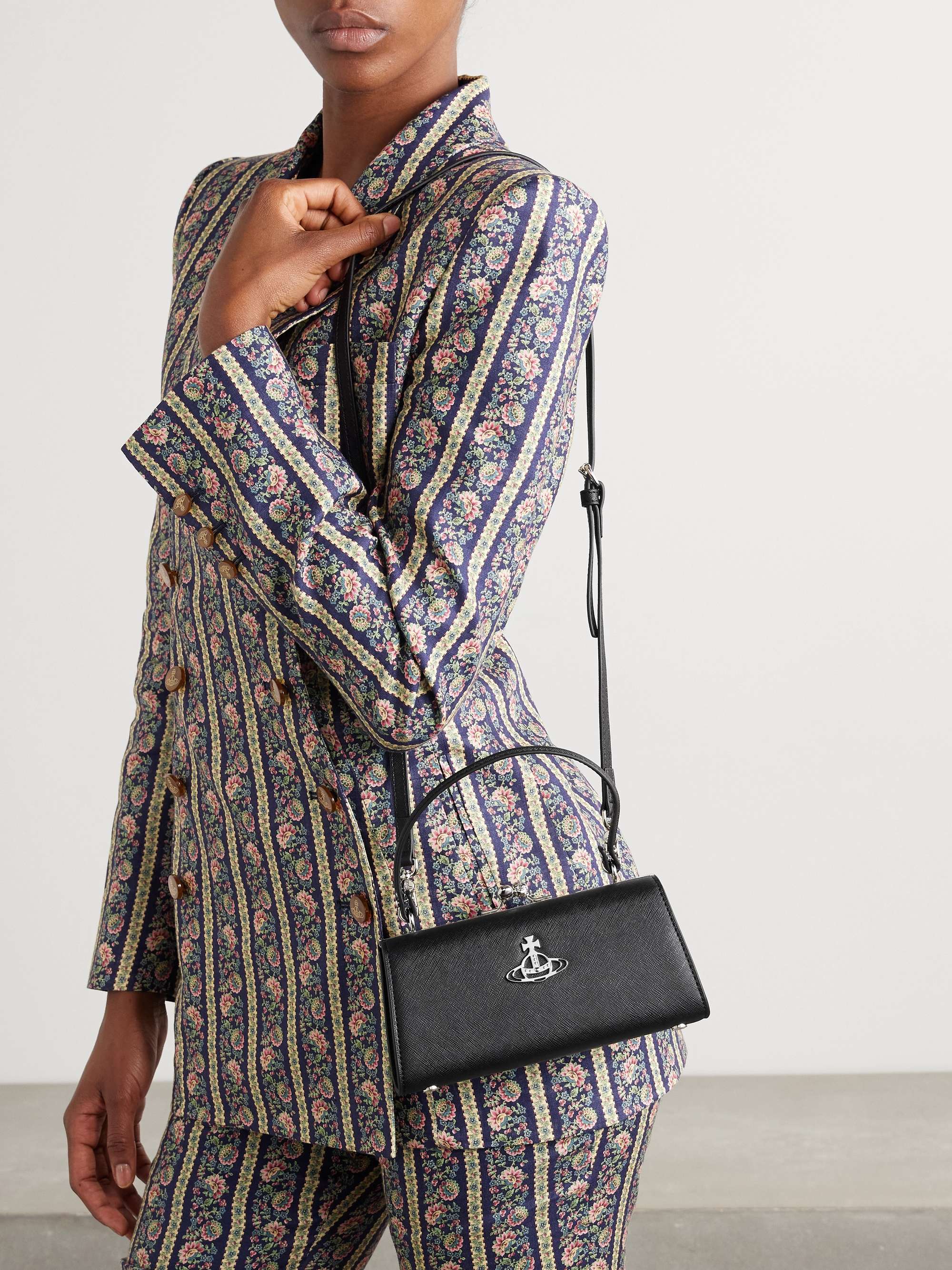 VIVIENNE WESTWOOD 