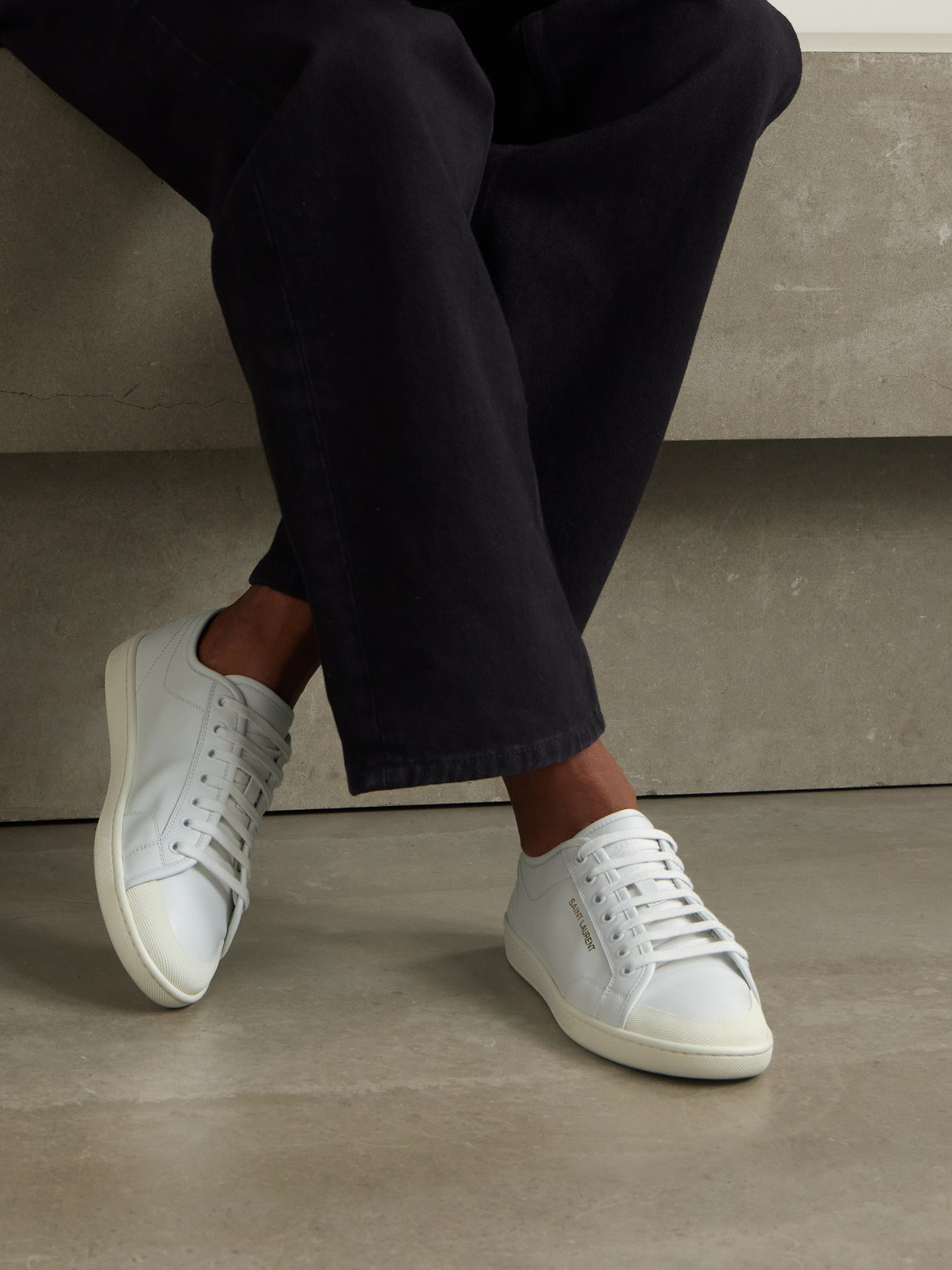 Saint Laurent Gym Leather Low-top Sneakers In White