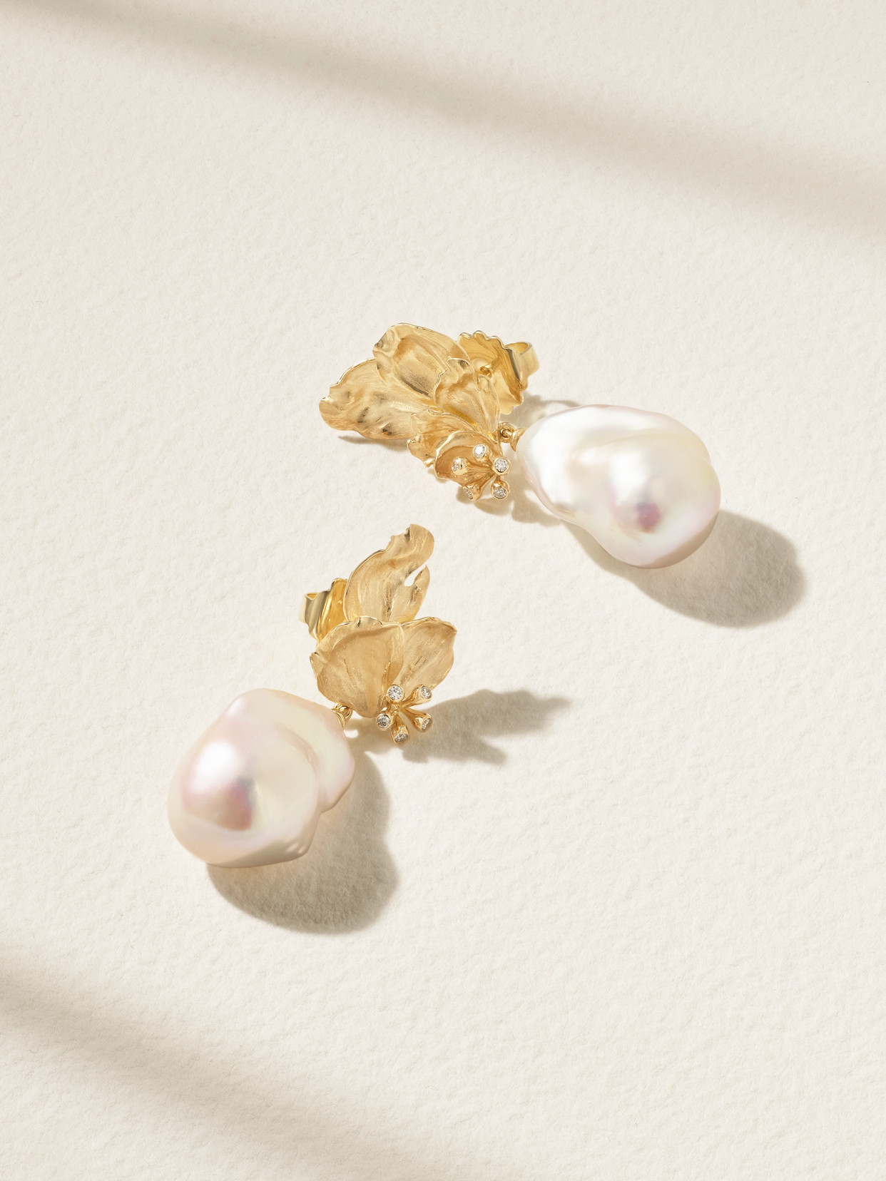 Ole Lynggaard Copenhagen Wild Rose 18-karat Gold, Pearl And Diamond Earrings