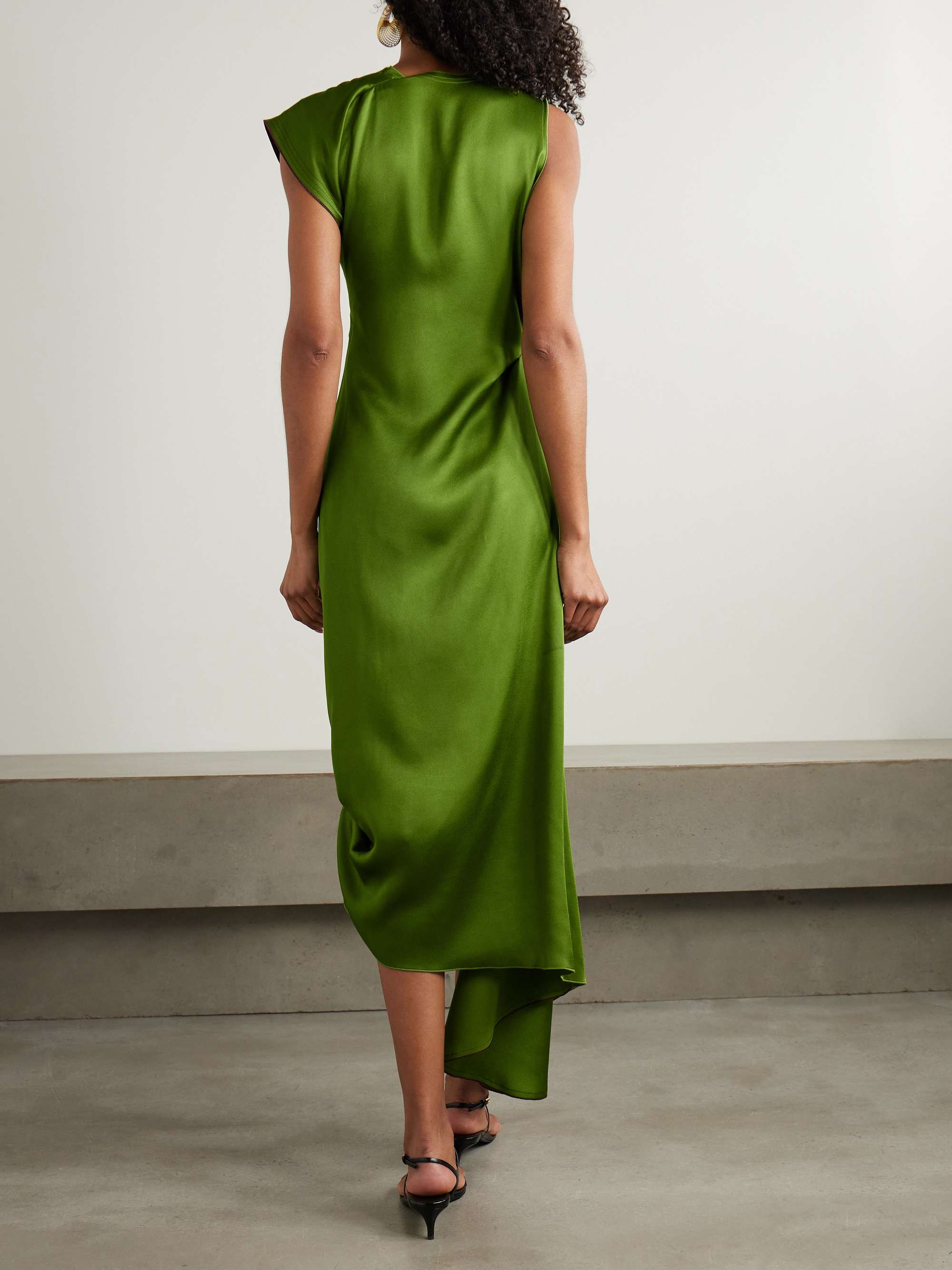 VICTORIA BECKHAM 