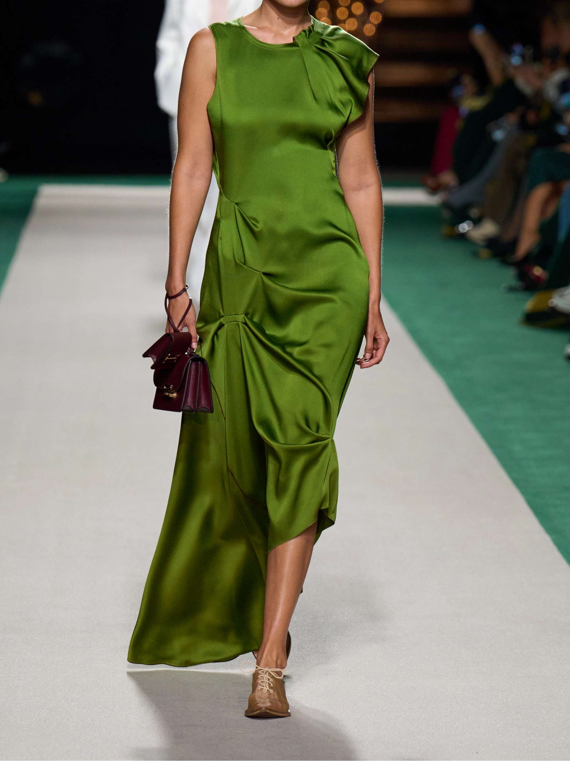 VICTORIA BECKHAM 