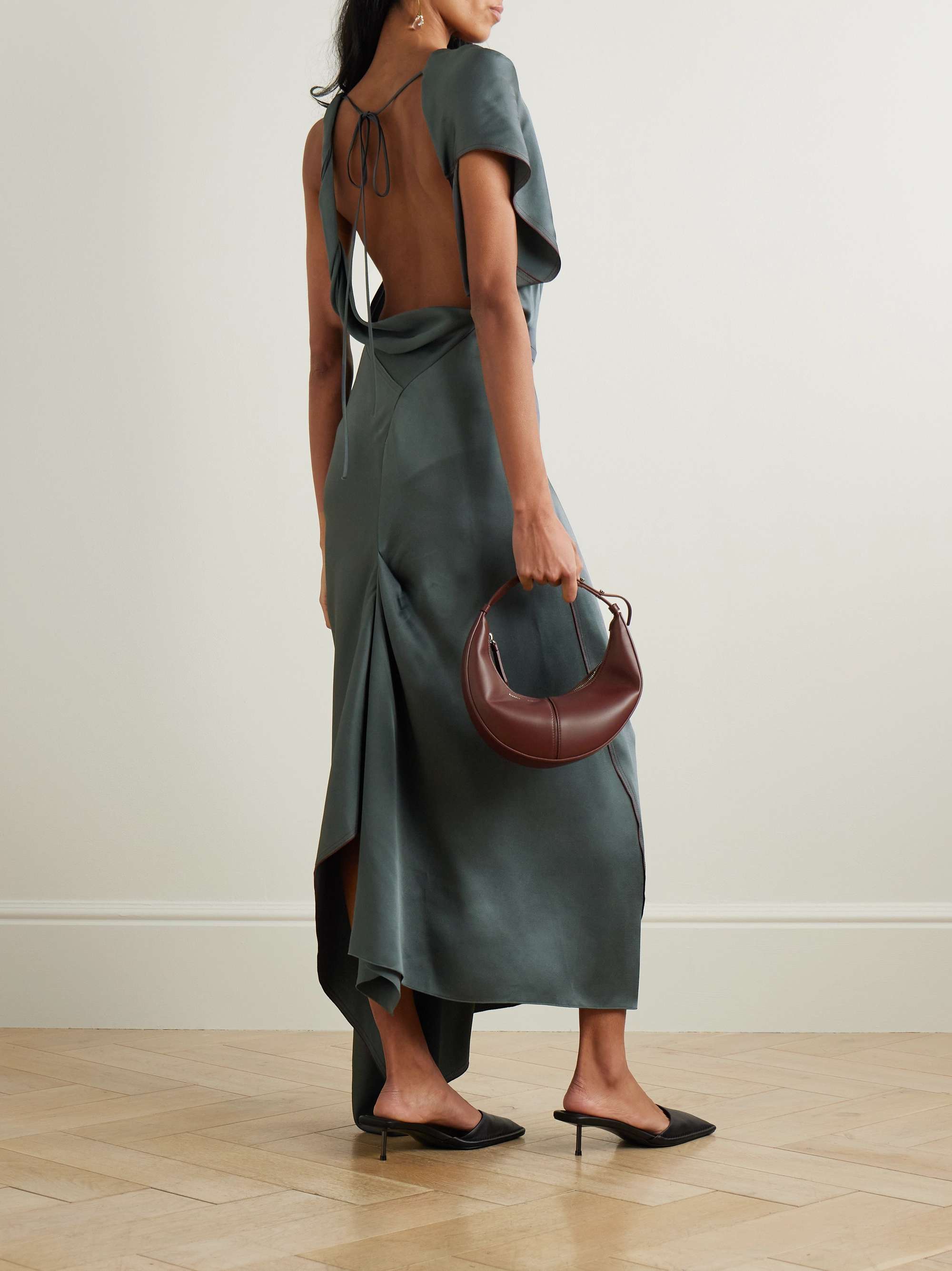 VICTORIA BECKHAM 