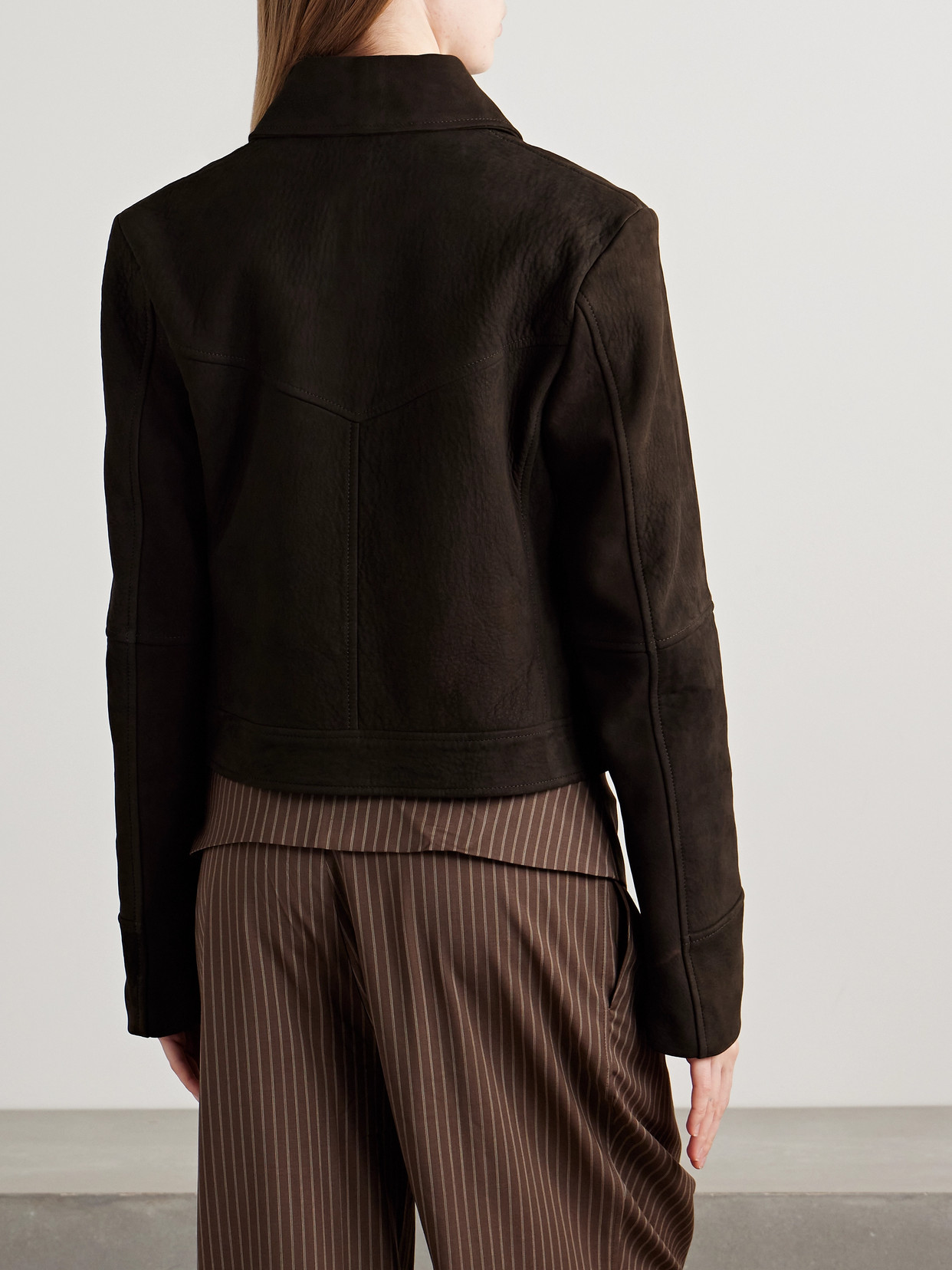 Kallmeyer Avery Cropped Textured-suede Jacket In Brown