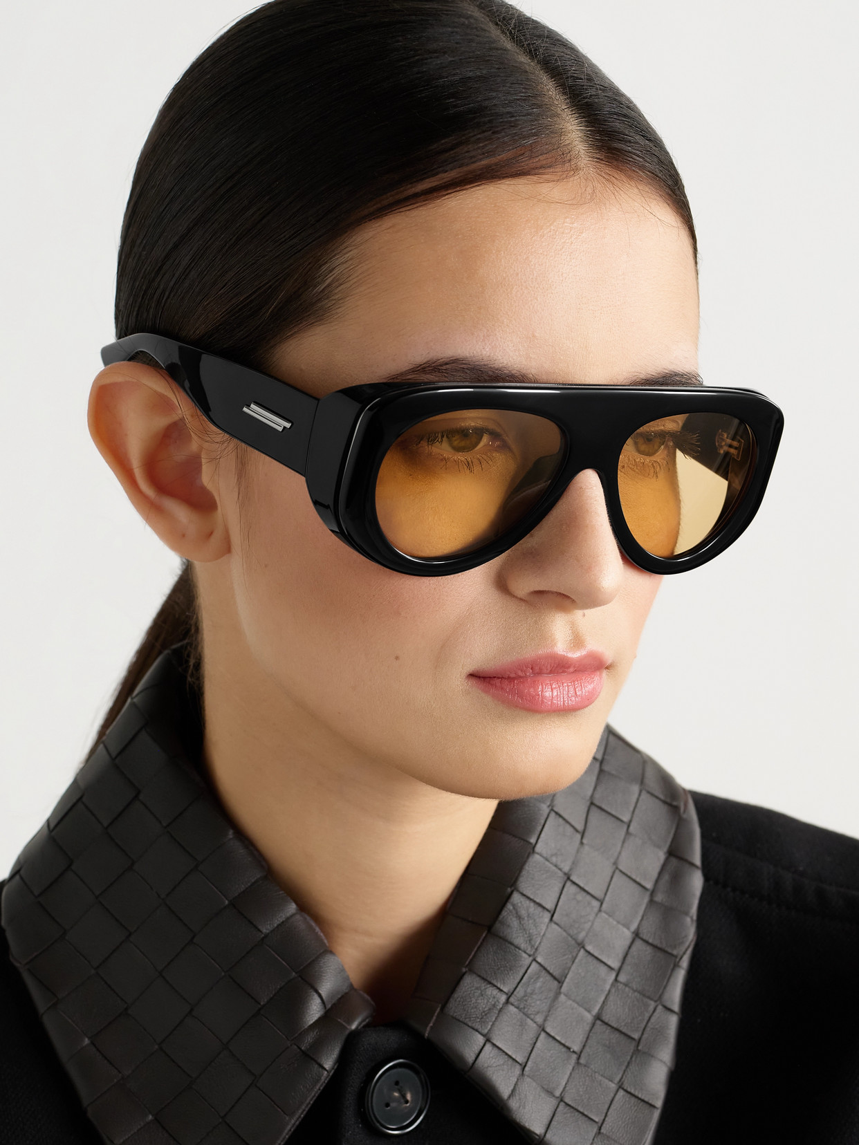 Bottega Veneta Osservatorio Aviator Sonnenbrille In Black