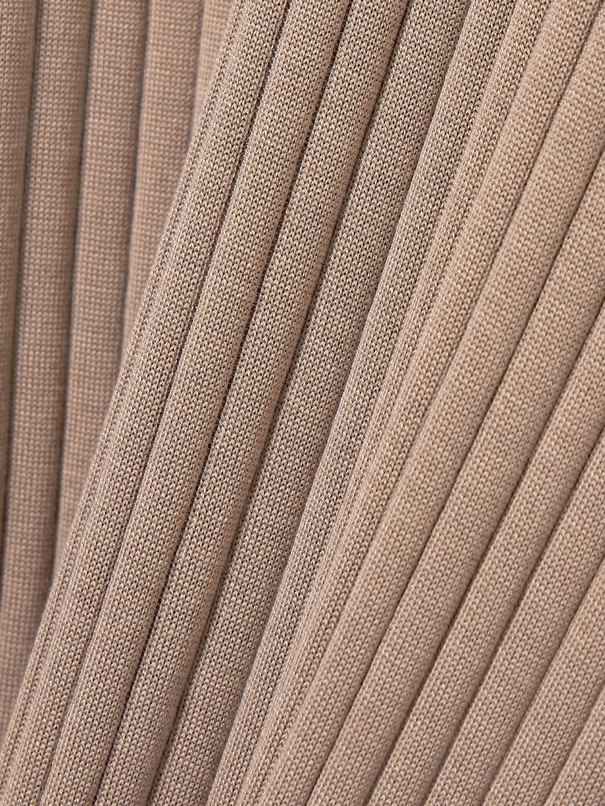 Kaiomi Ribbed-Knit Polo Top