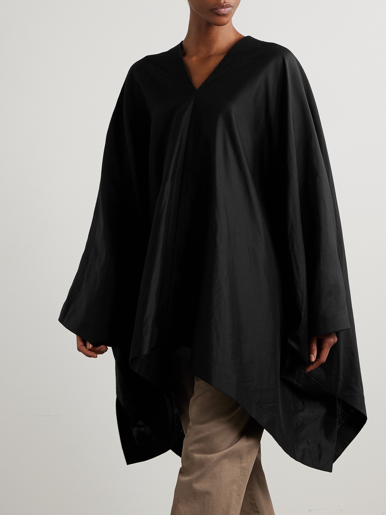 The Row Cedar Oversized Cotton And Silk-blend Poplin Poncho