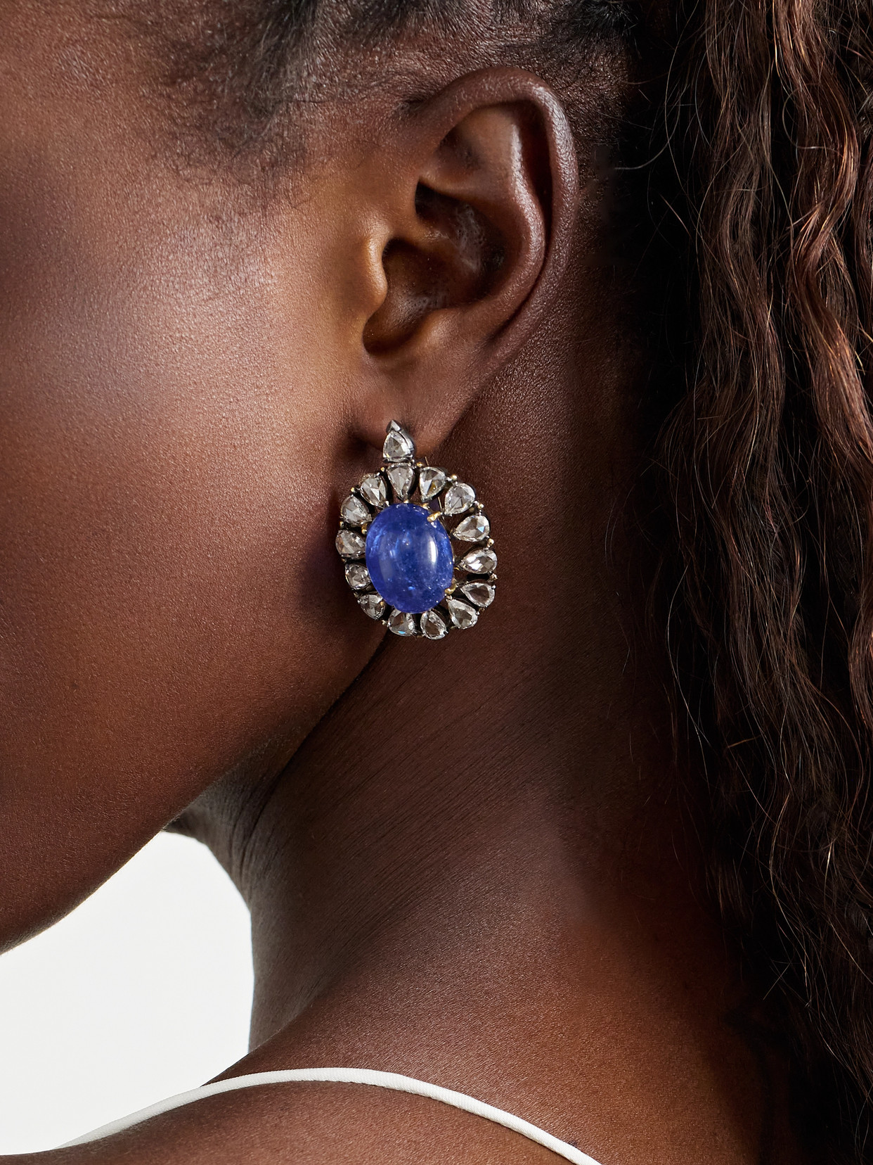 Amrapali London Rajasthan Rhodium-plated 18-karat Gold, Tanzanite And Diamond Earrings In Gold