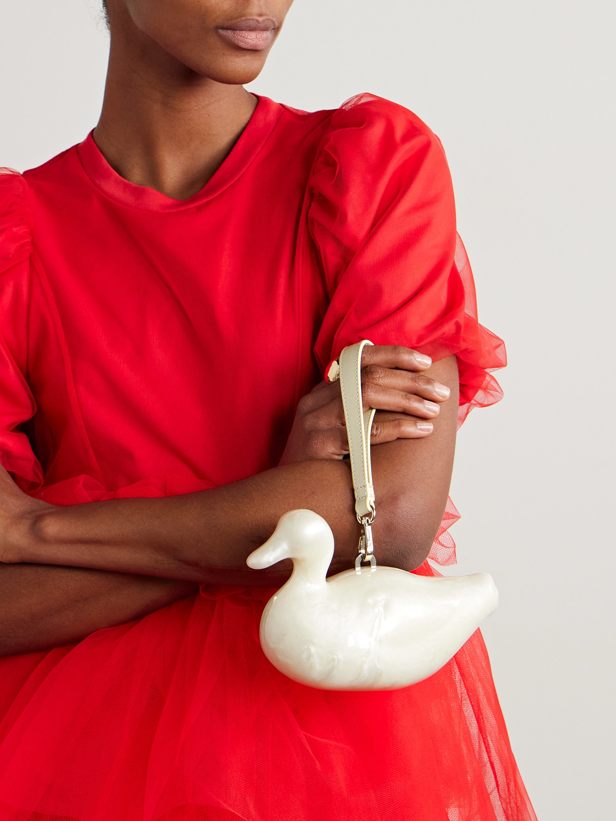 Simone Rocha Duck Faux Pearl-embellished Leather-trimmed Acrylic Clutch In White