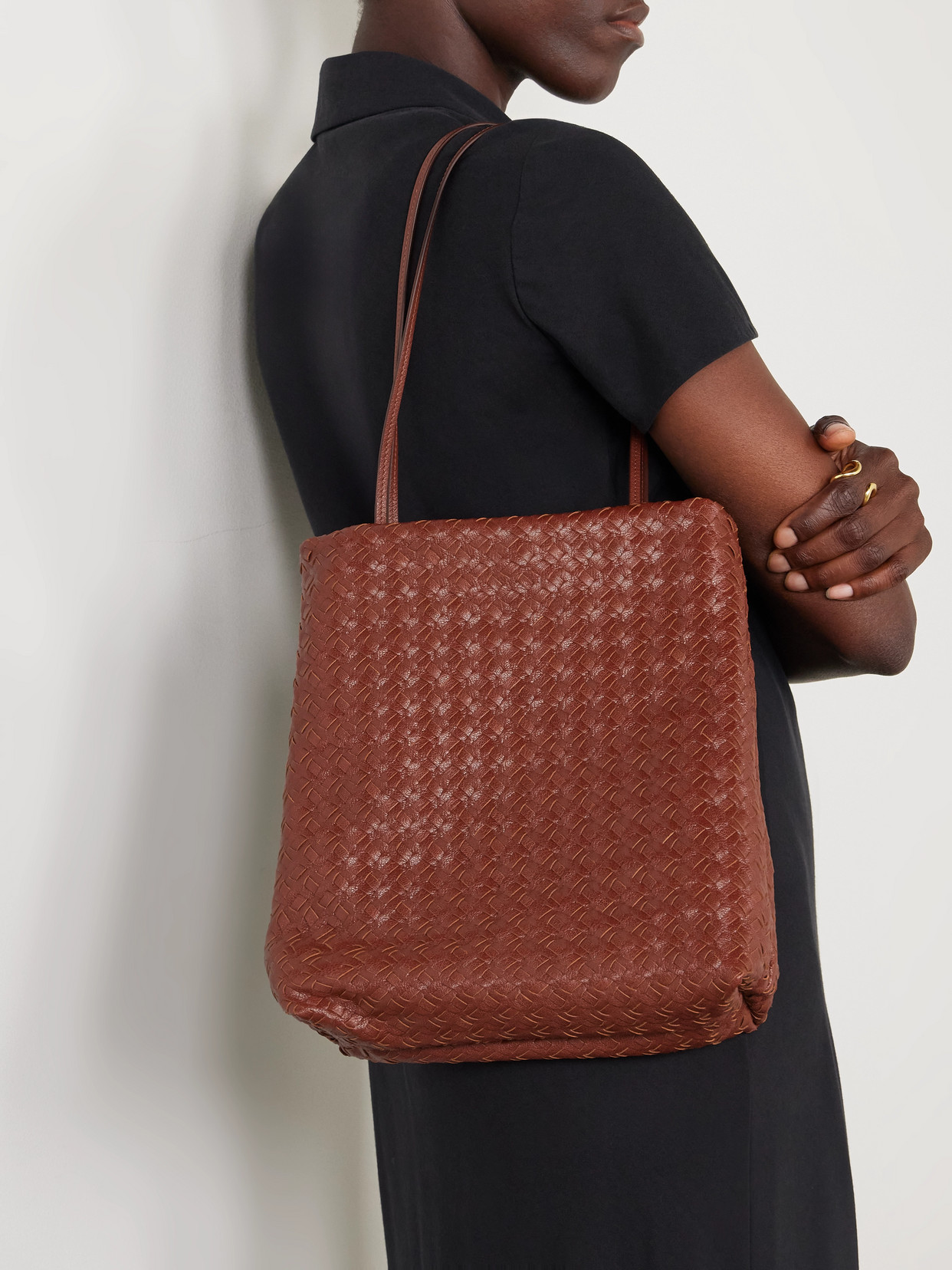 The Row Lilou Woven Textured-leather Shoulder Bag In Brown