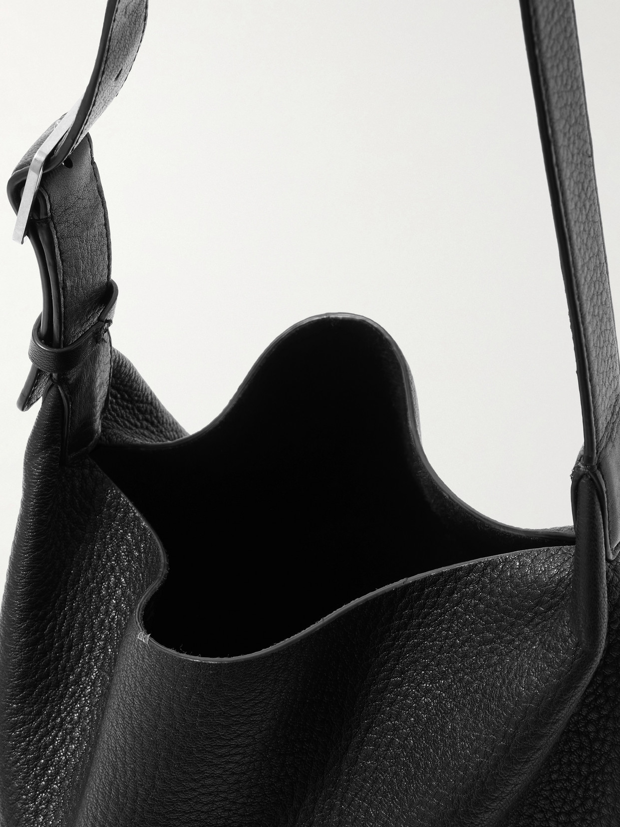 The Row Isa Textured-leather Shoulder Bag In Black