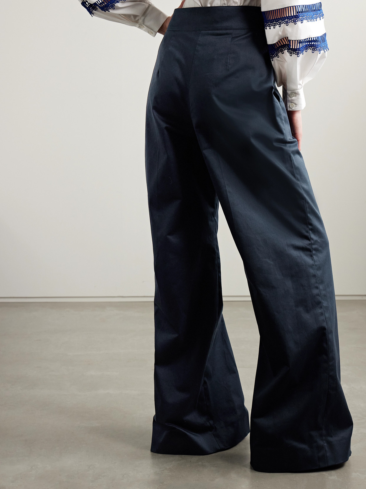 Shop Carolina Herrera Cotton-blend Sateen Wide-leg Pants