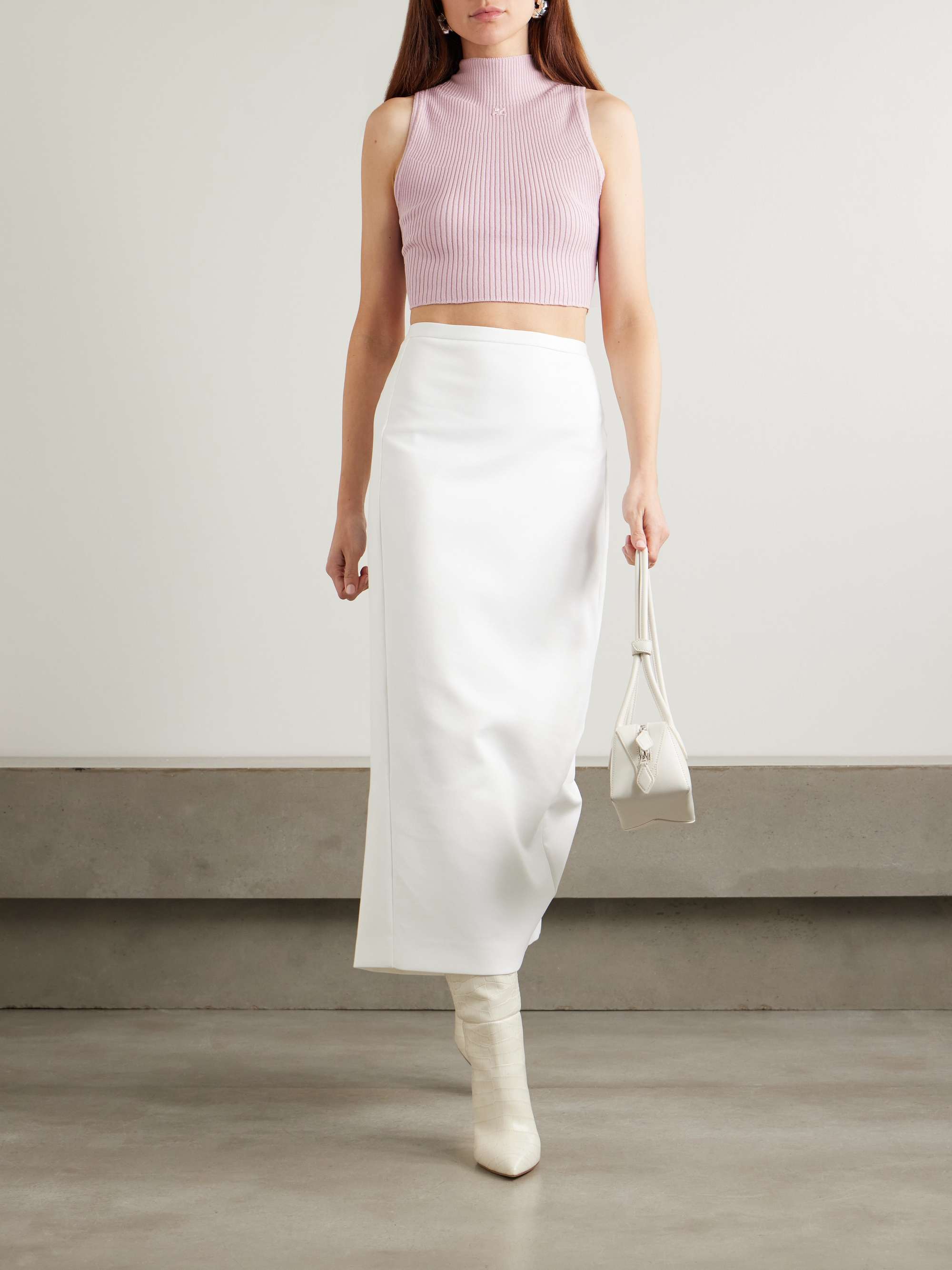 COURRÈGES 