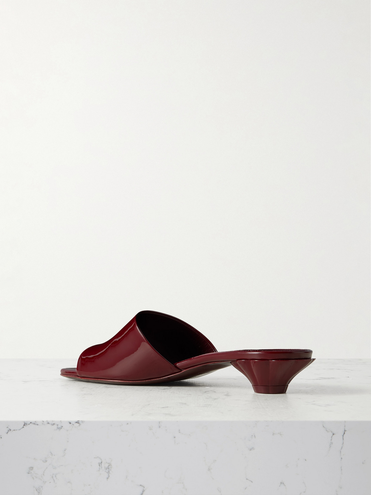Chloé Burgundy Flower Sandals In 619 Obscure Red