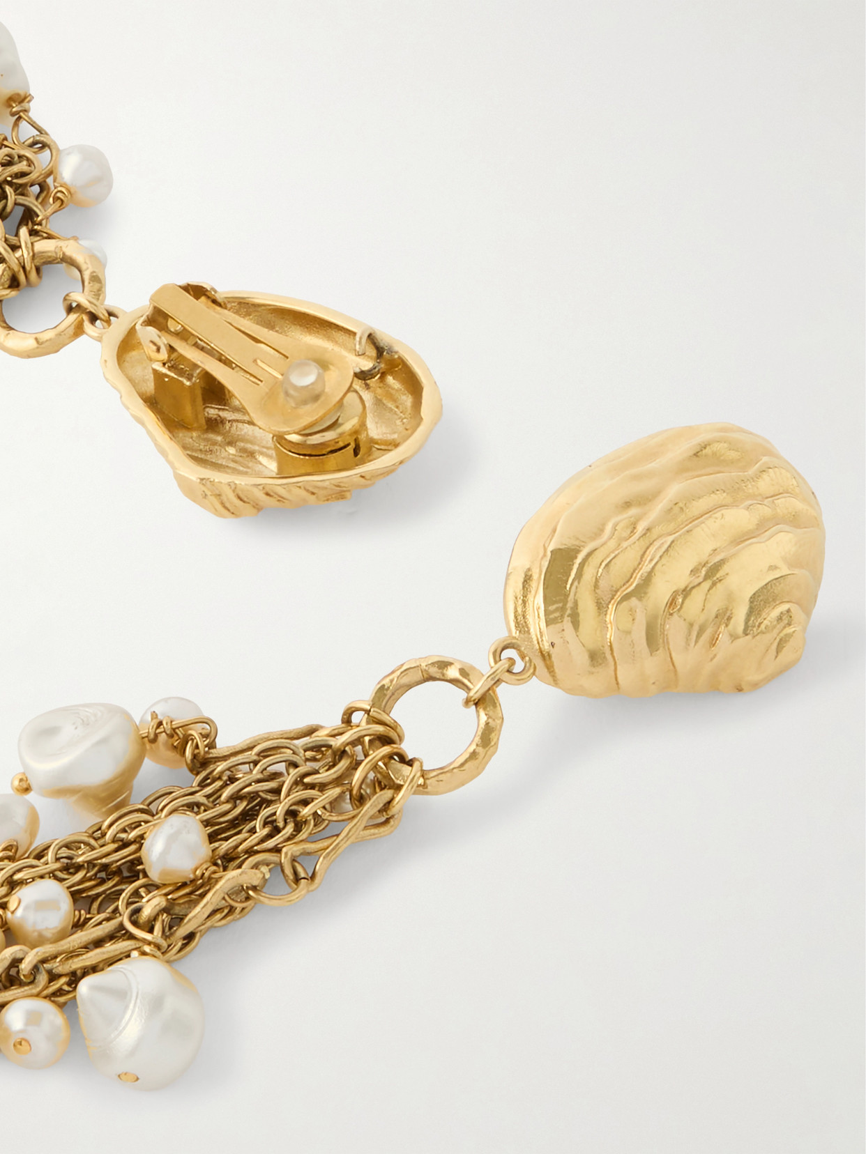 Chloé Gold-tone Shell Pearl Drop Earrings In Vintage Gold