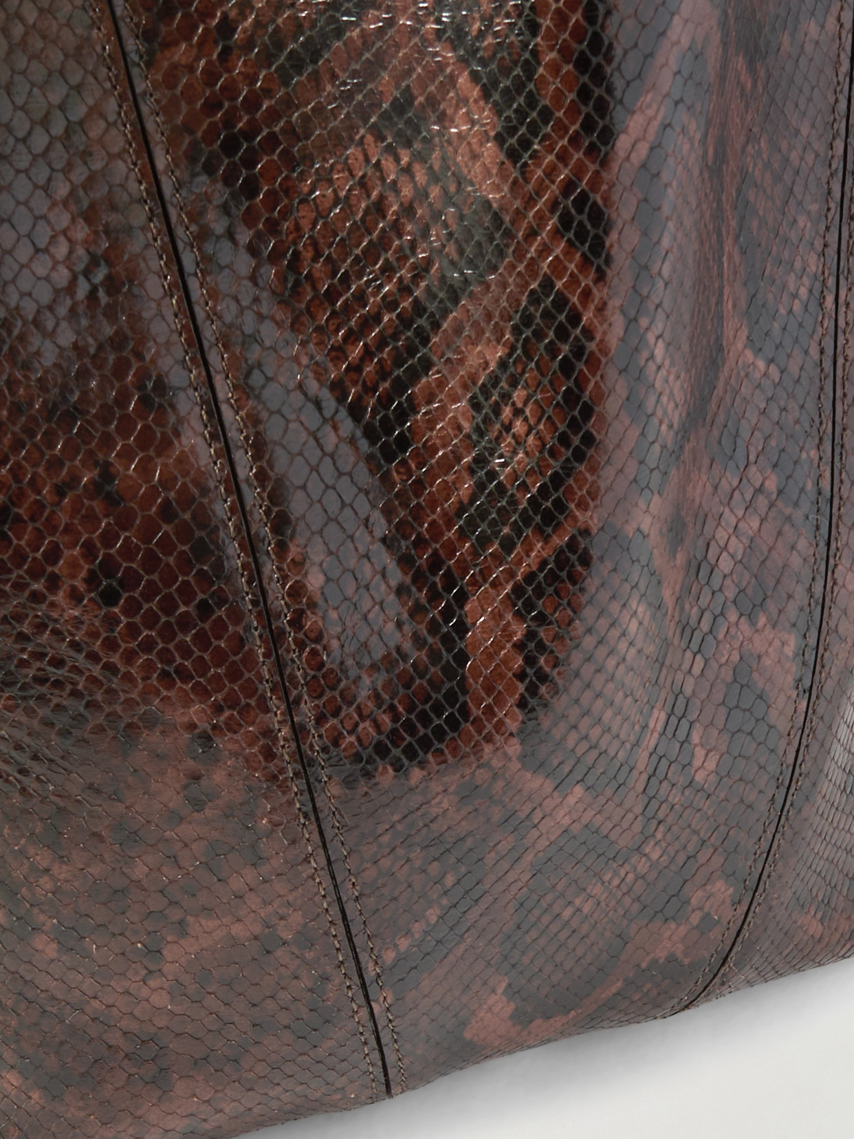 Chloé Spin Paneled Snake-effect Leather Tote In Brown