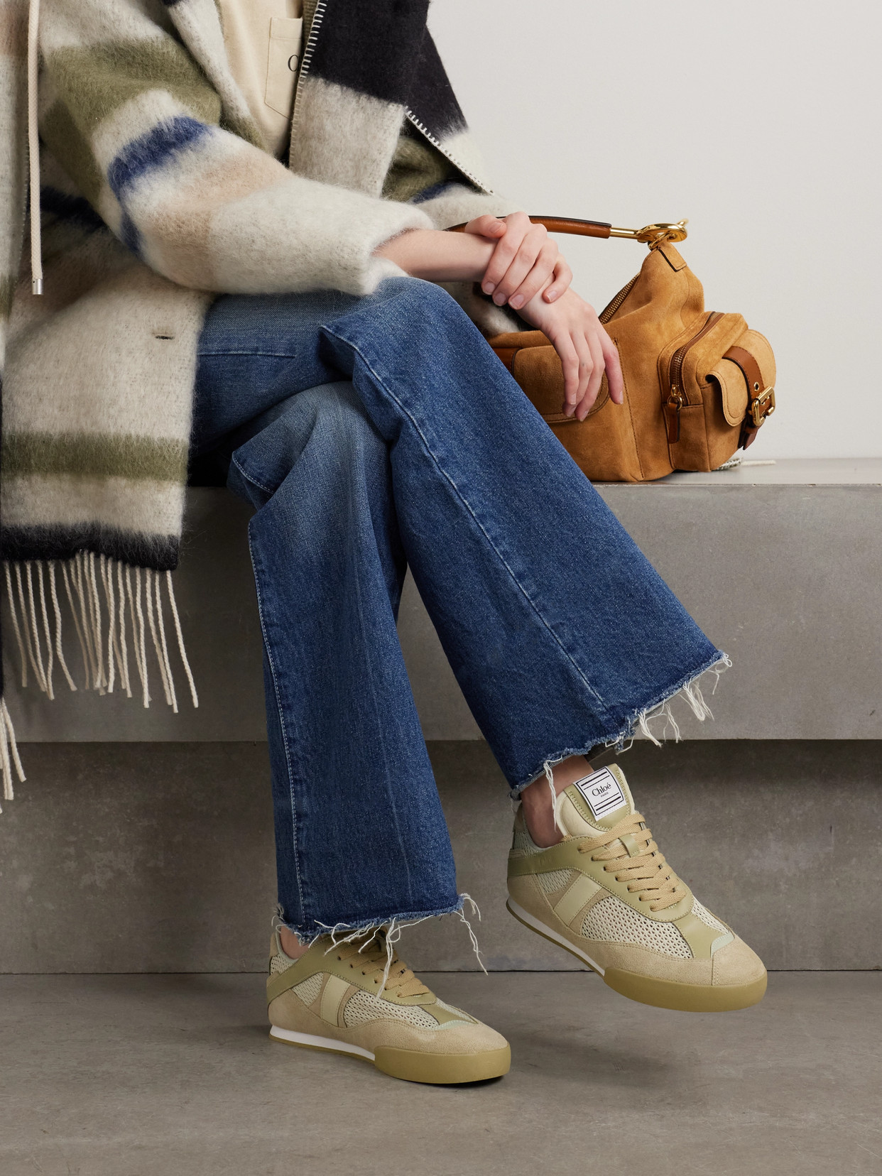 Chloé Kick Mesh And Leather Low-top Sneakers In Gold