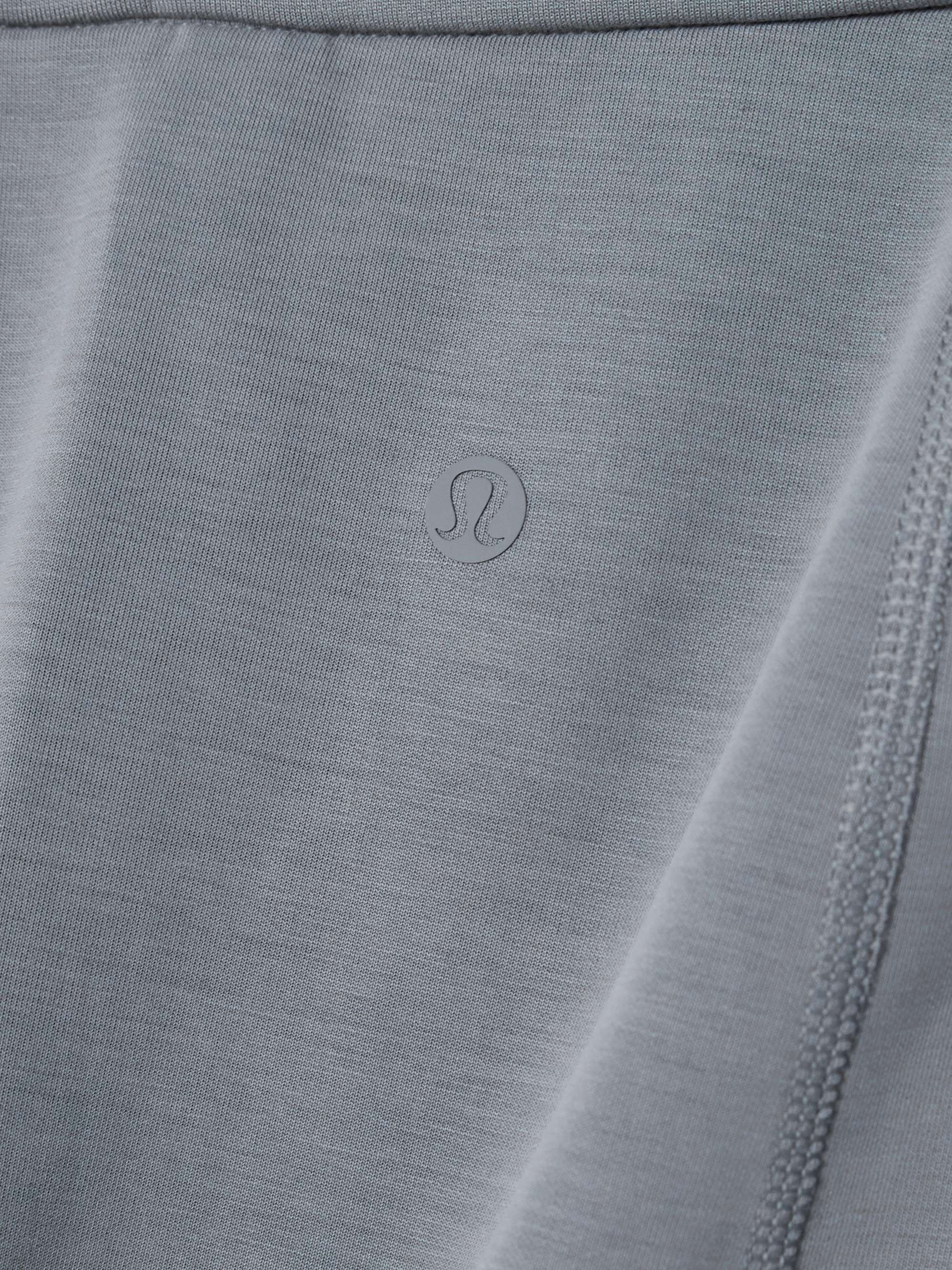 LULULEMON 