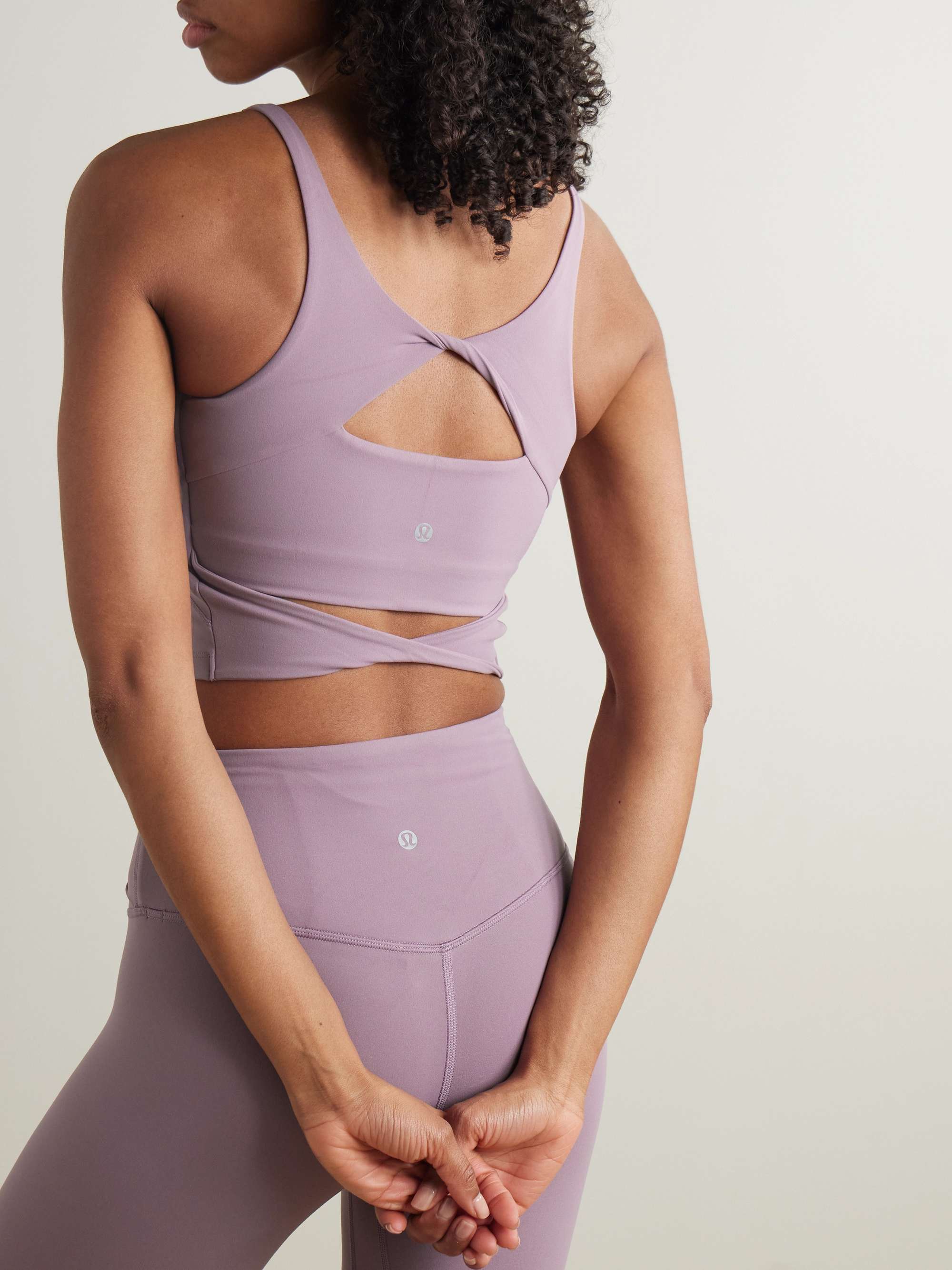 LULULEMON 