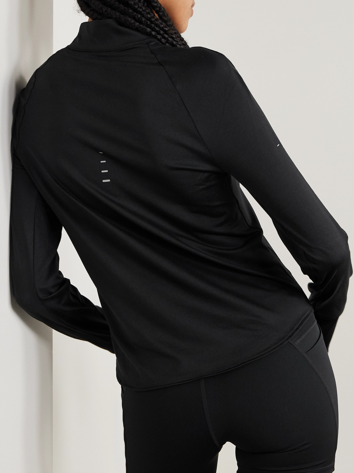 Nike Swift Dri-fit Top In Black