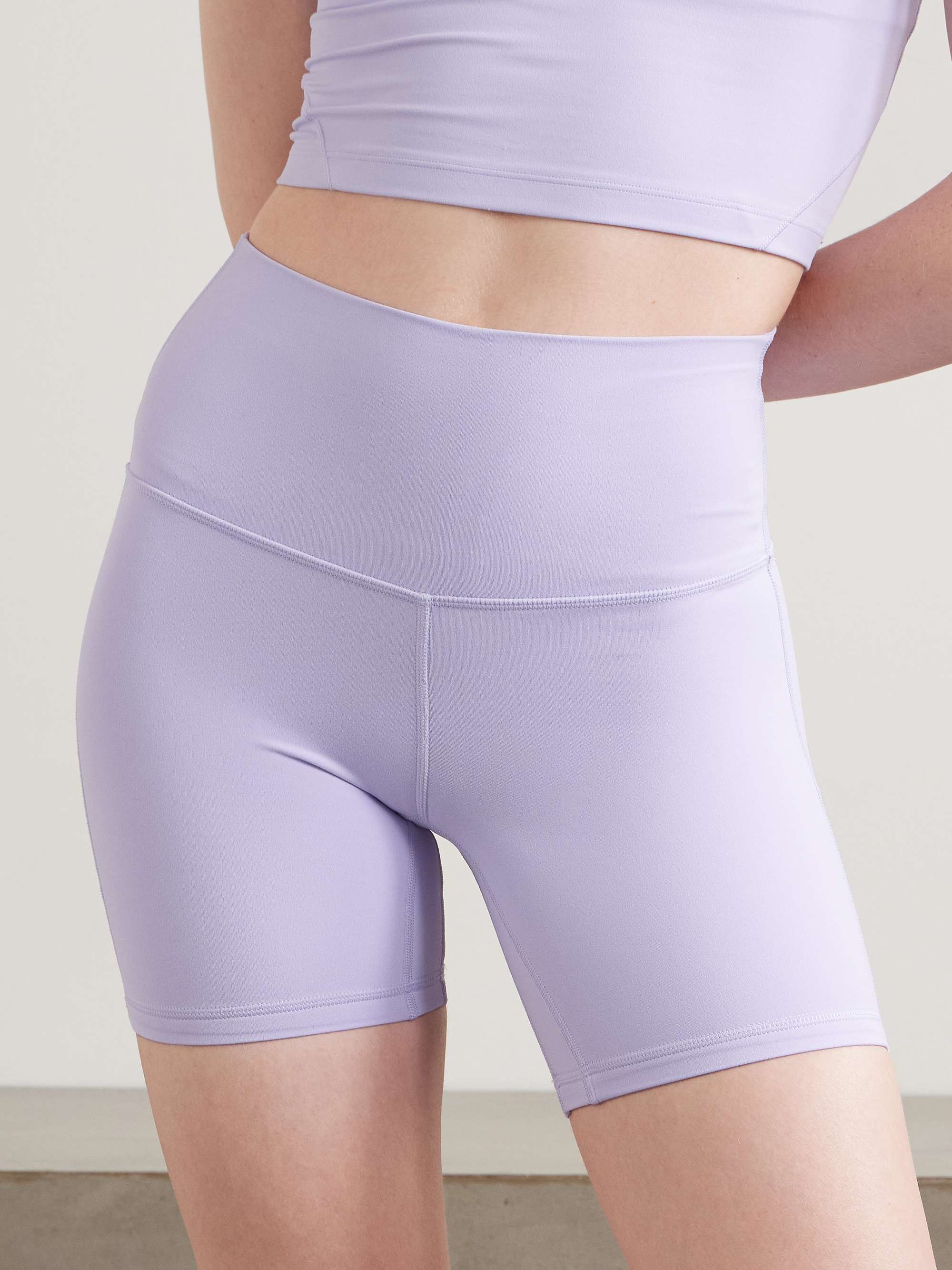 LULULEMON 