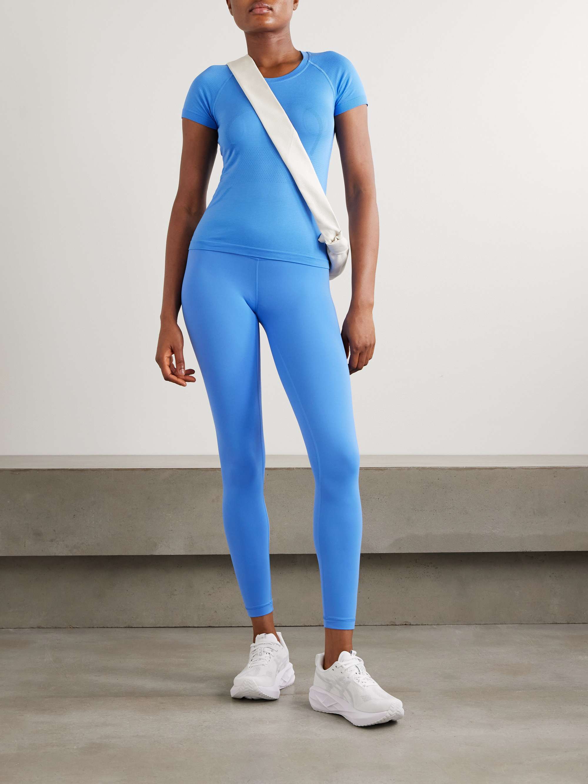 LULULEMON 