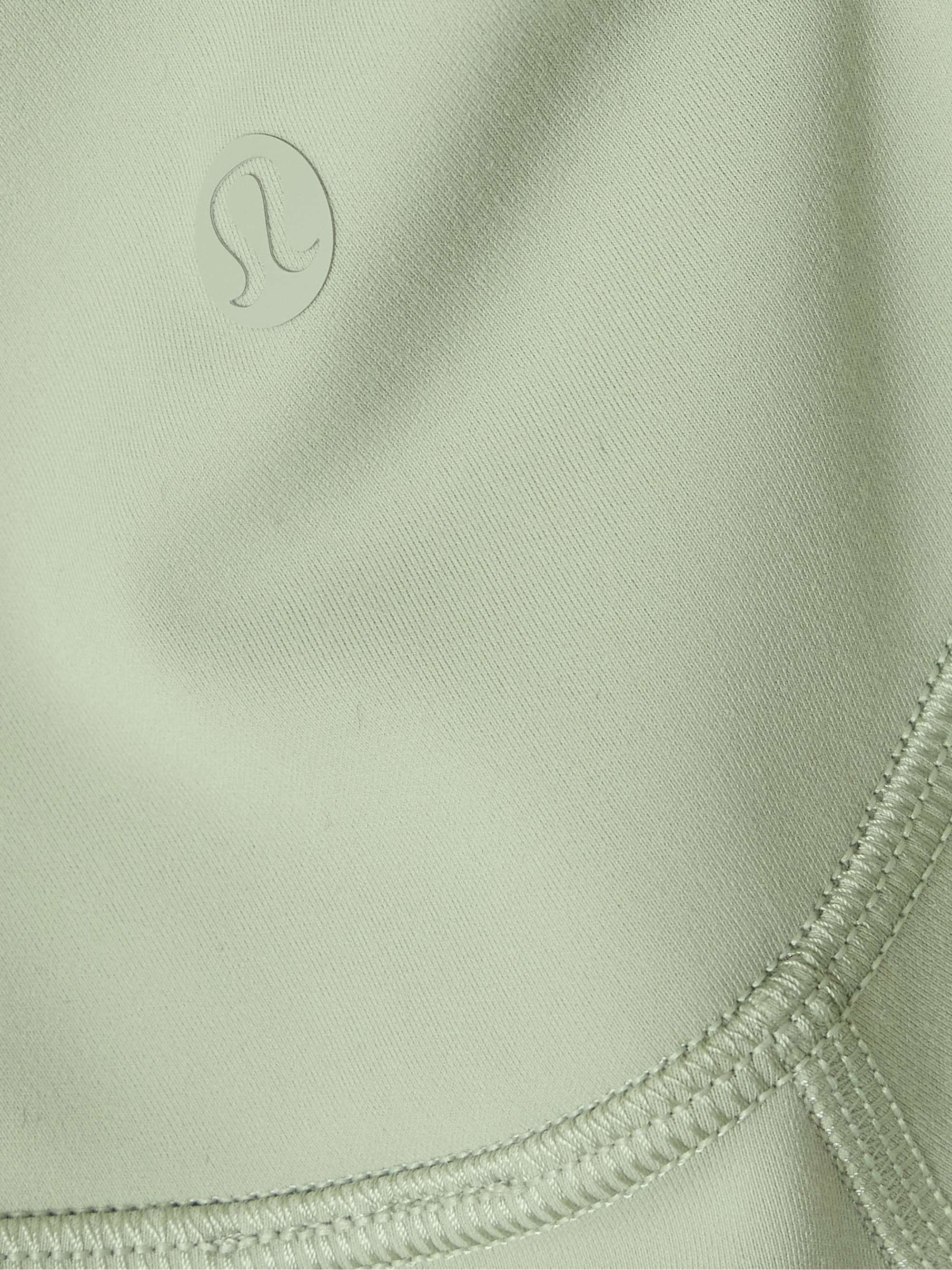 LULULEMON 