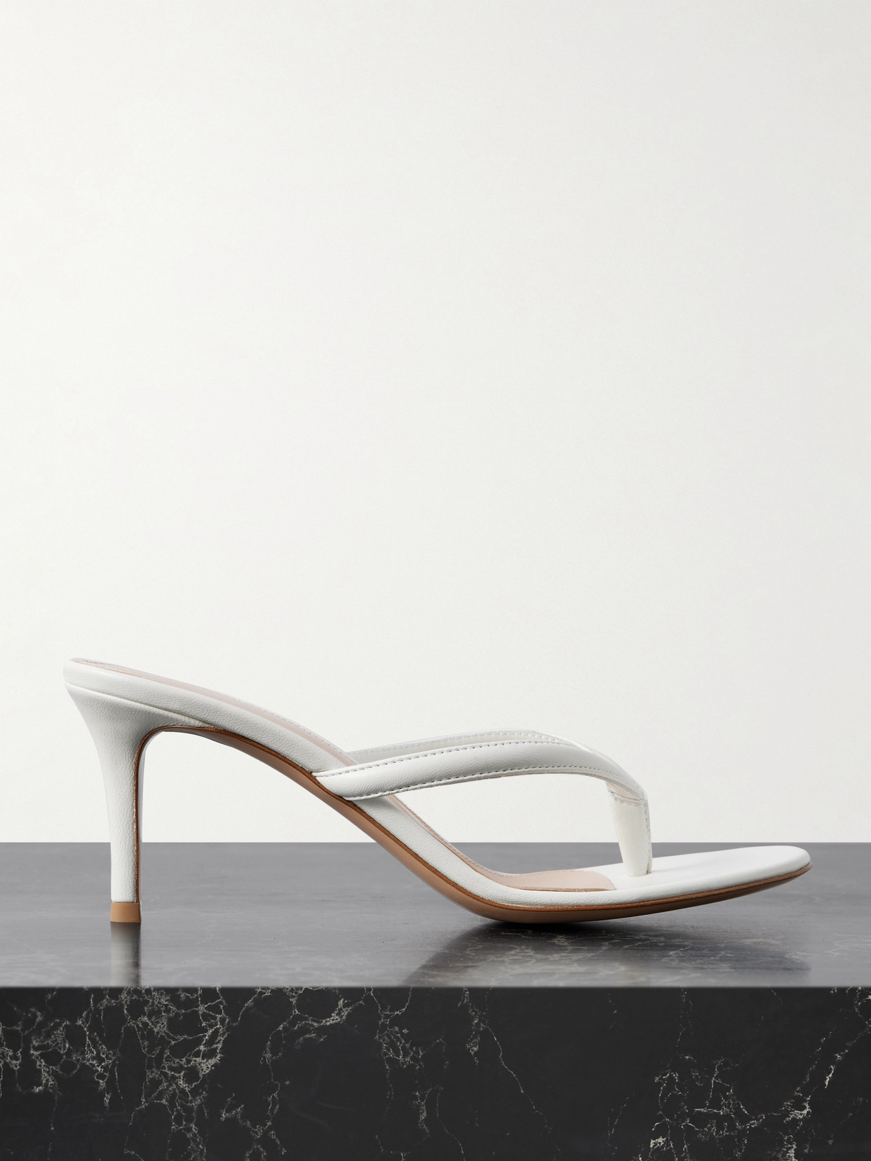 Gianvito Rossi Calypso 70 Leather Sandals In White