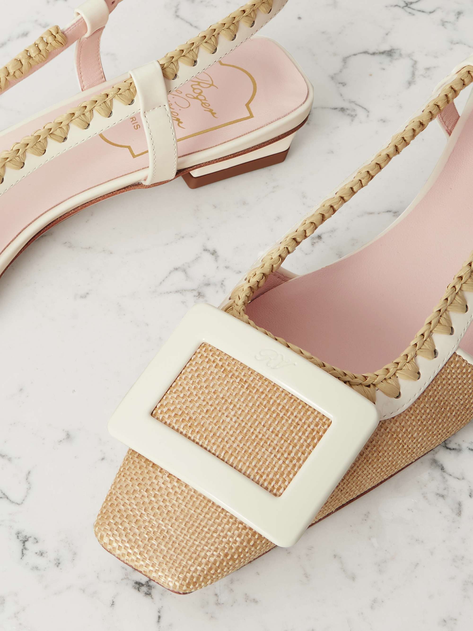 ROGER VIVIER Belle Vivier 25 パテントレザー&ラフィア ROGER VIVIER Belle Vivier 25 パテントレザー&ラフィア