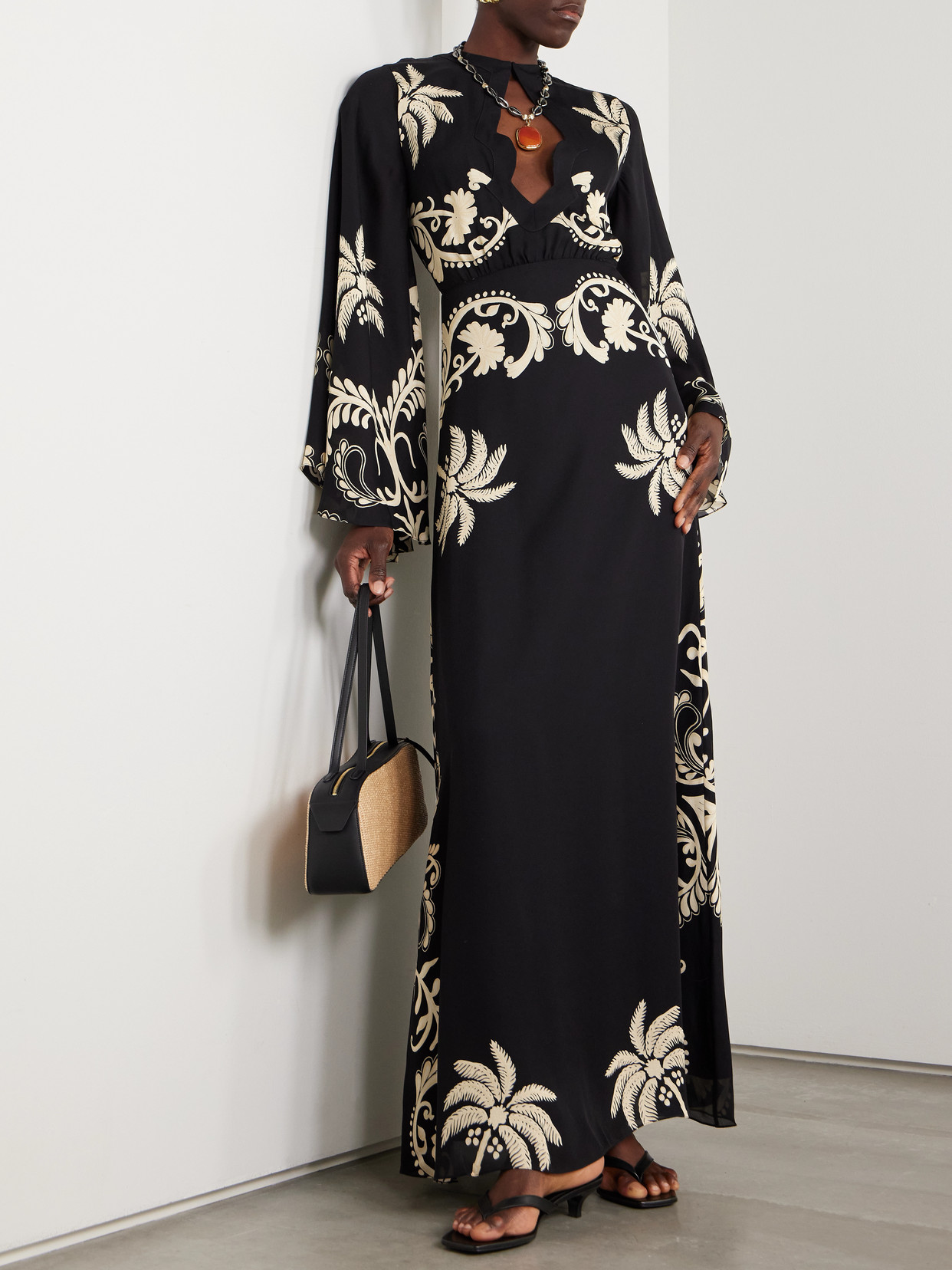 Johanna Ortiz Legenda Del Tiempo Printed Silk-georgette Maxi Dress In Black