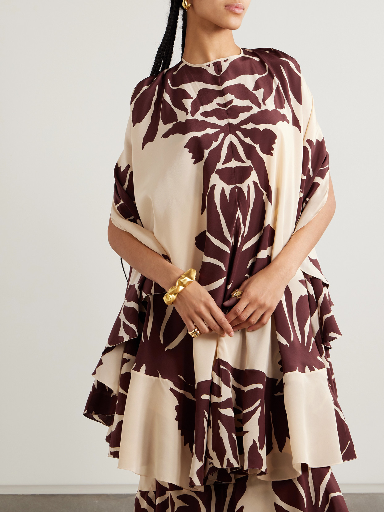Aromatic Garden Ruffled Printed Silk Crepe De Chine Cape